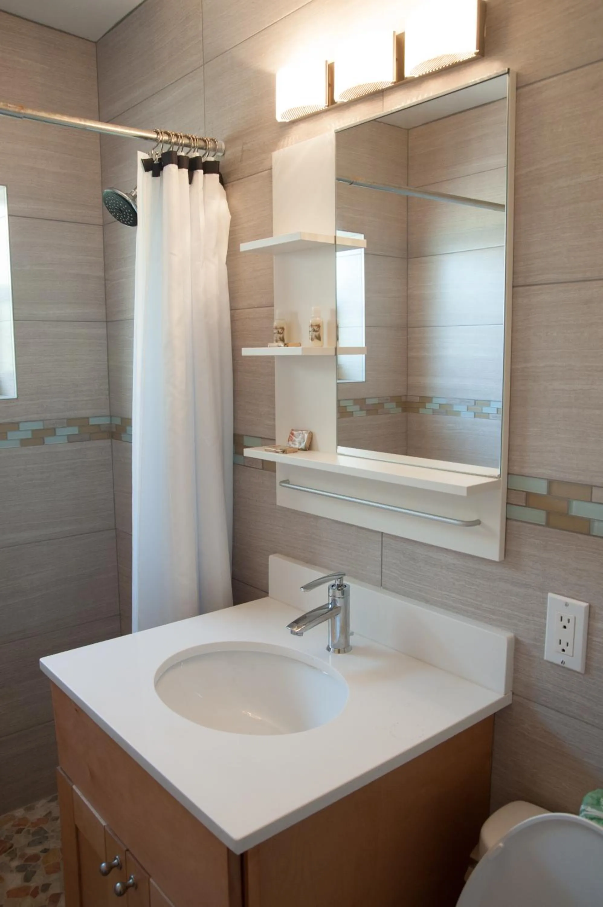 Bathroom in Sun Beach Inn