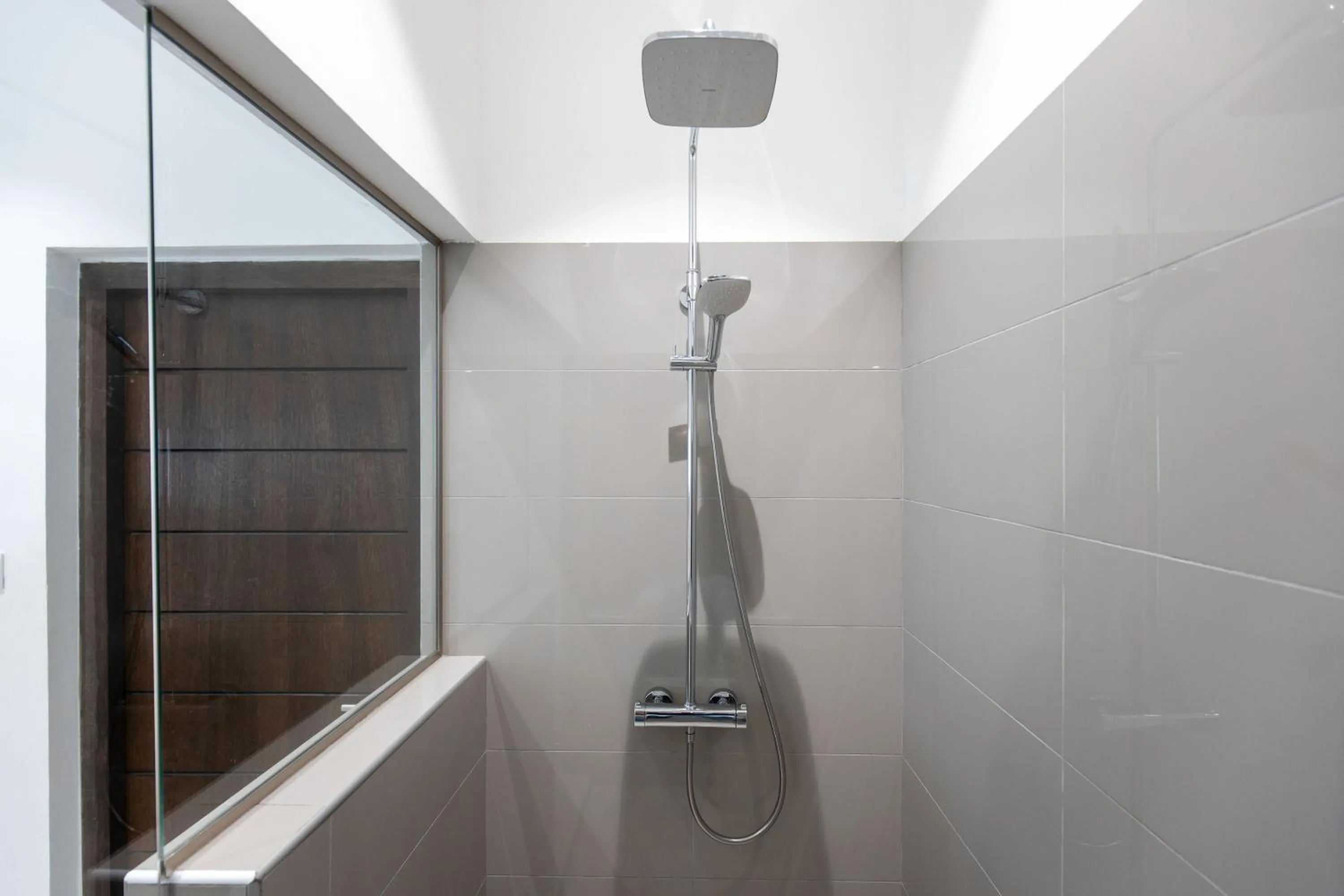 Bathroom in Blue Marlin Handelskade Apartments