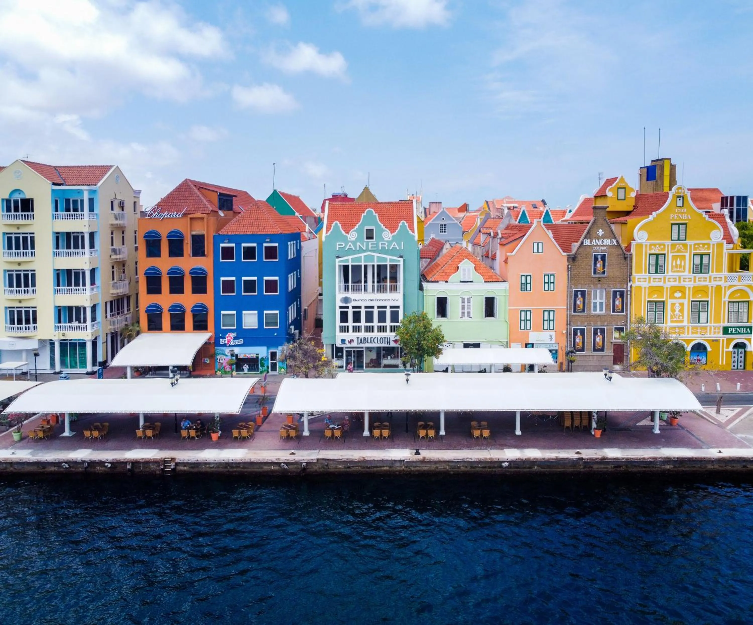 Property building in Blue Marlin Handelskade Apartments