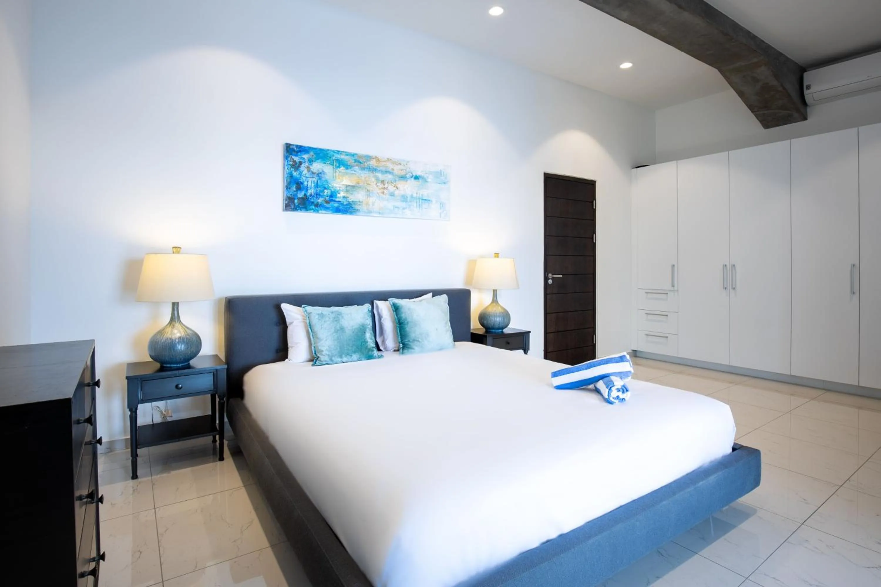 Bedroom, Bed in Blue Marlin Handelskade Apartments