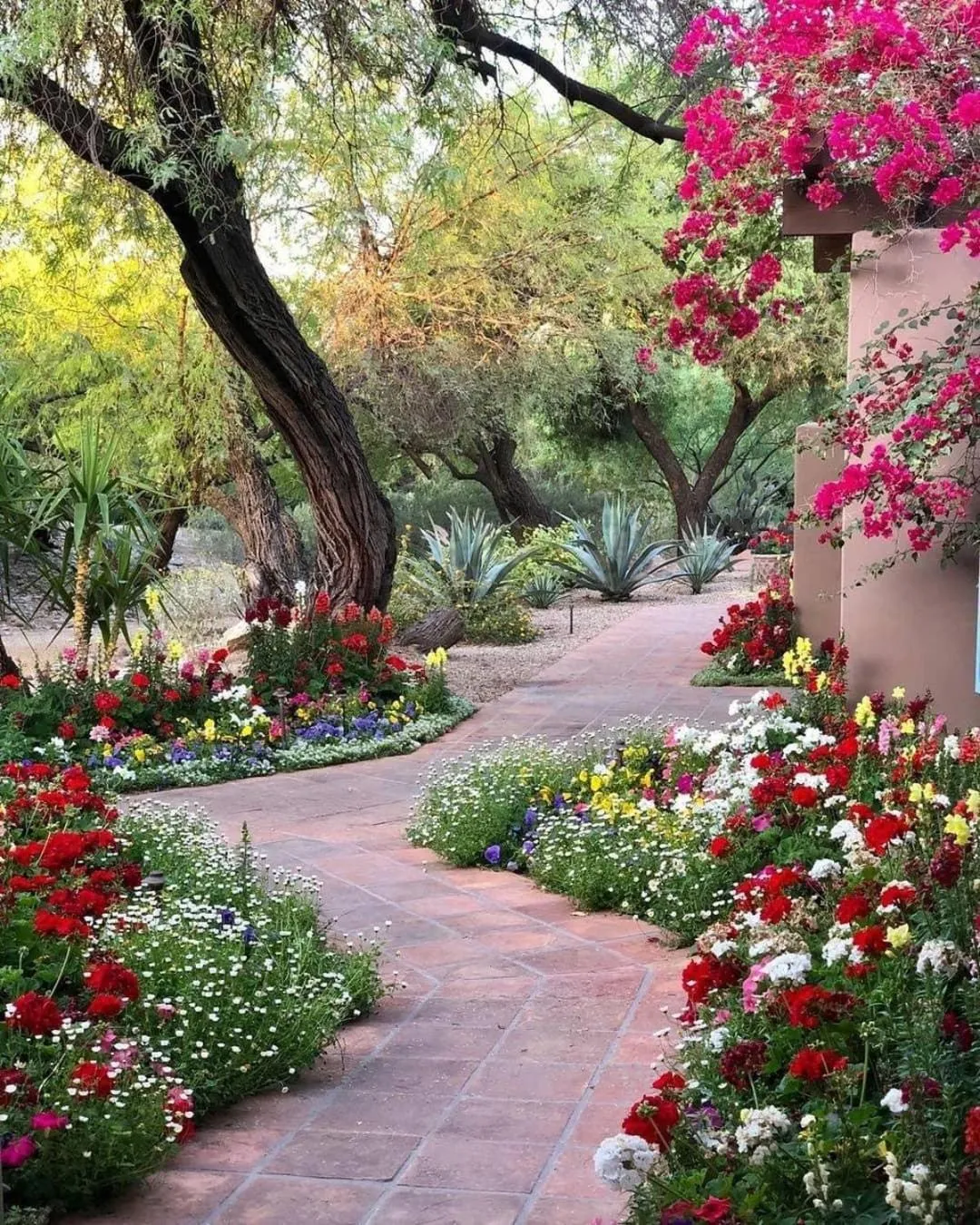 Garden in The Hermosa Inn