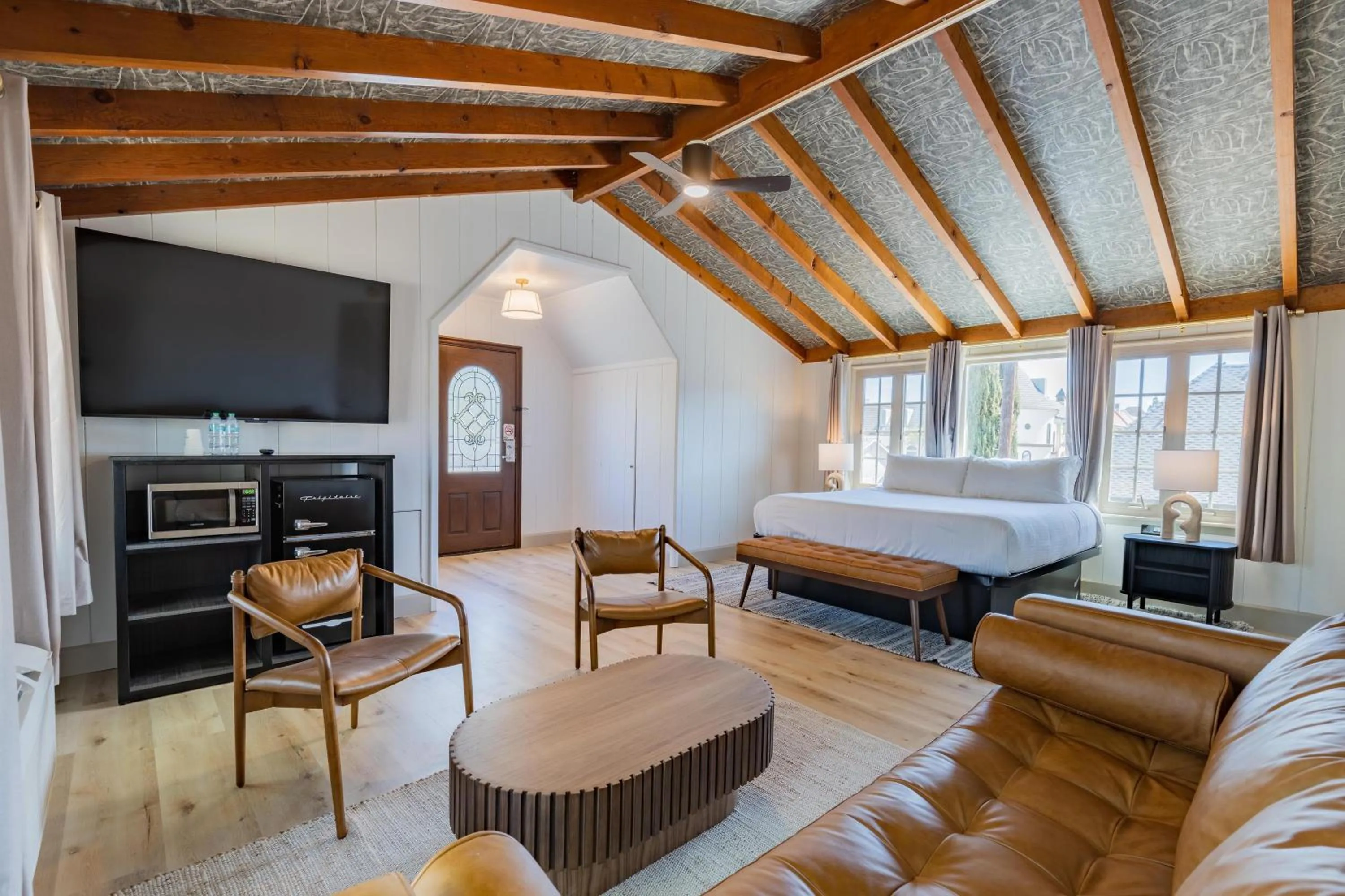 Seating area in The Marlo