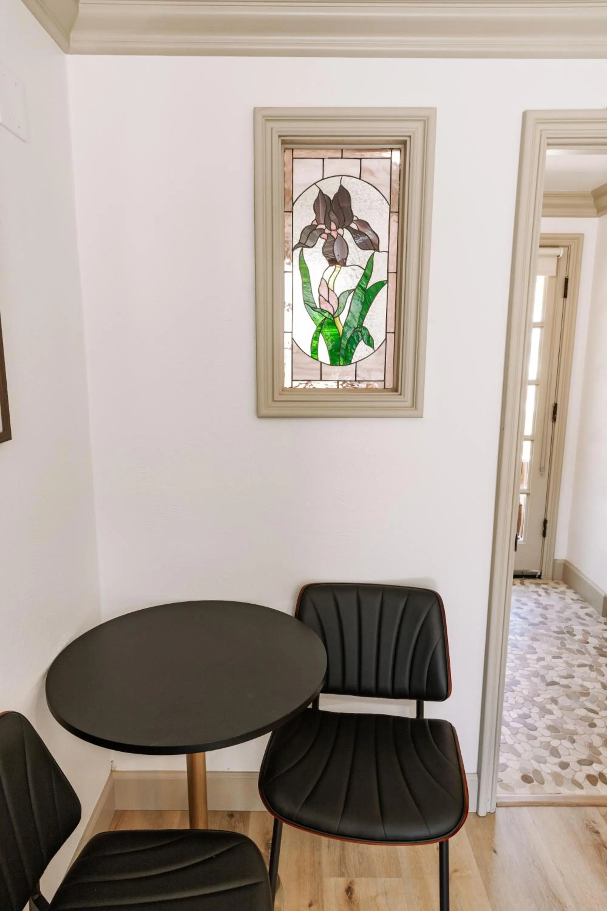 Seating area in The Marlo