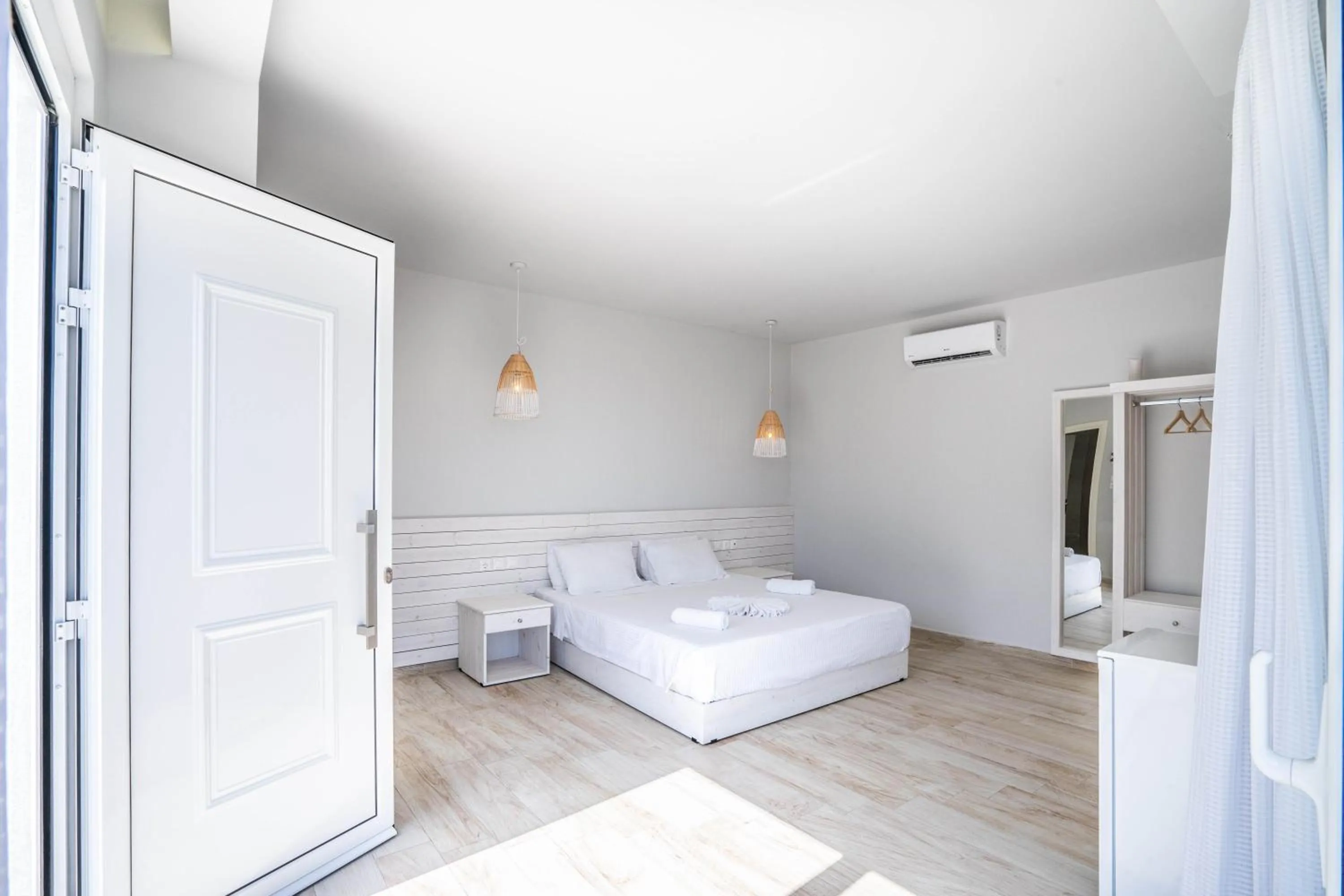 Bed in Raffaello Beach