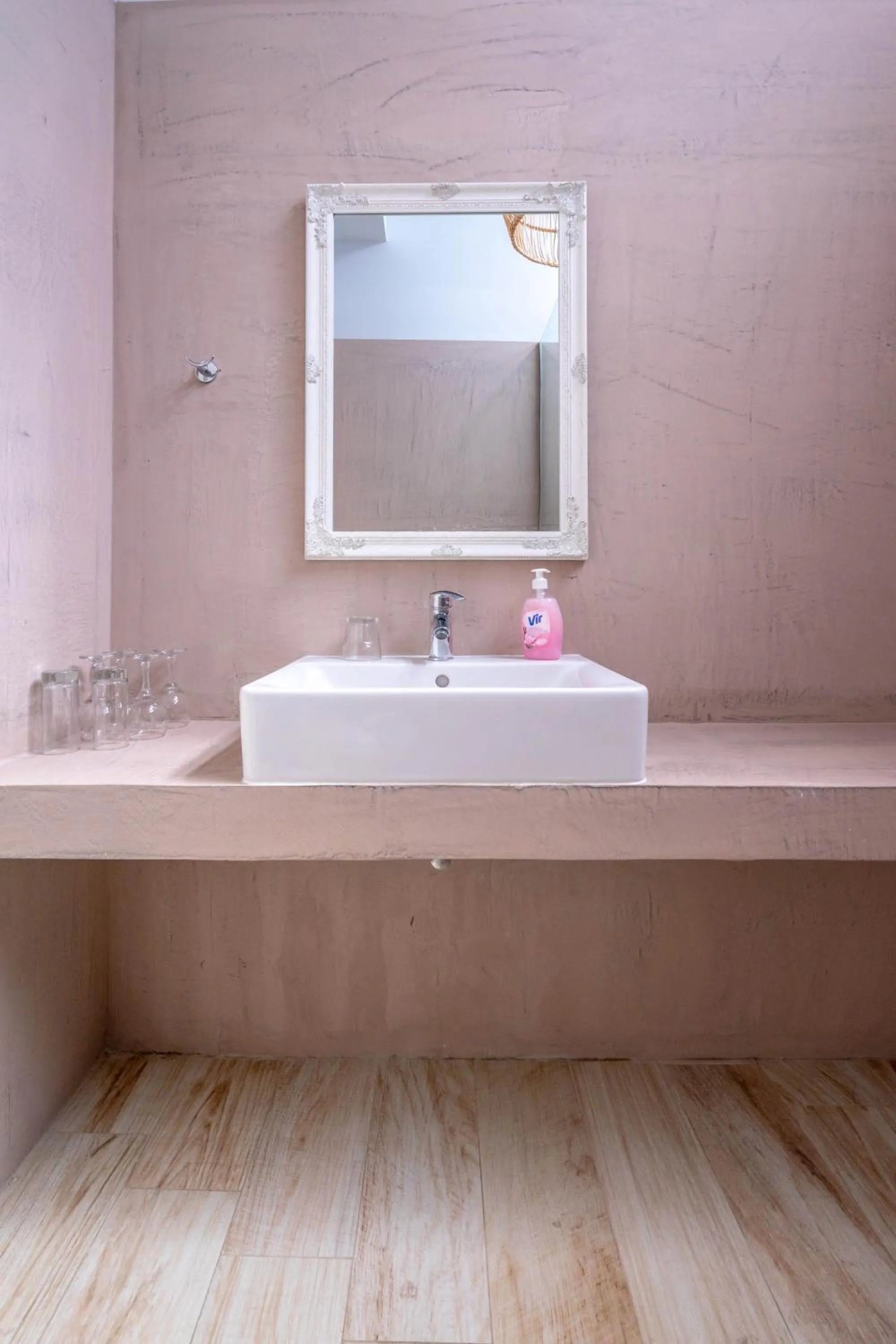 Bathroom in Raffaello Beach