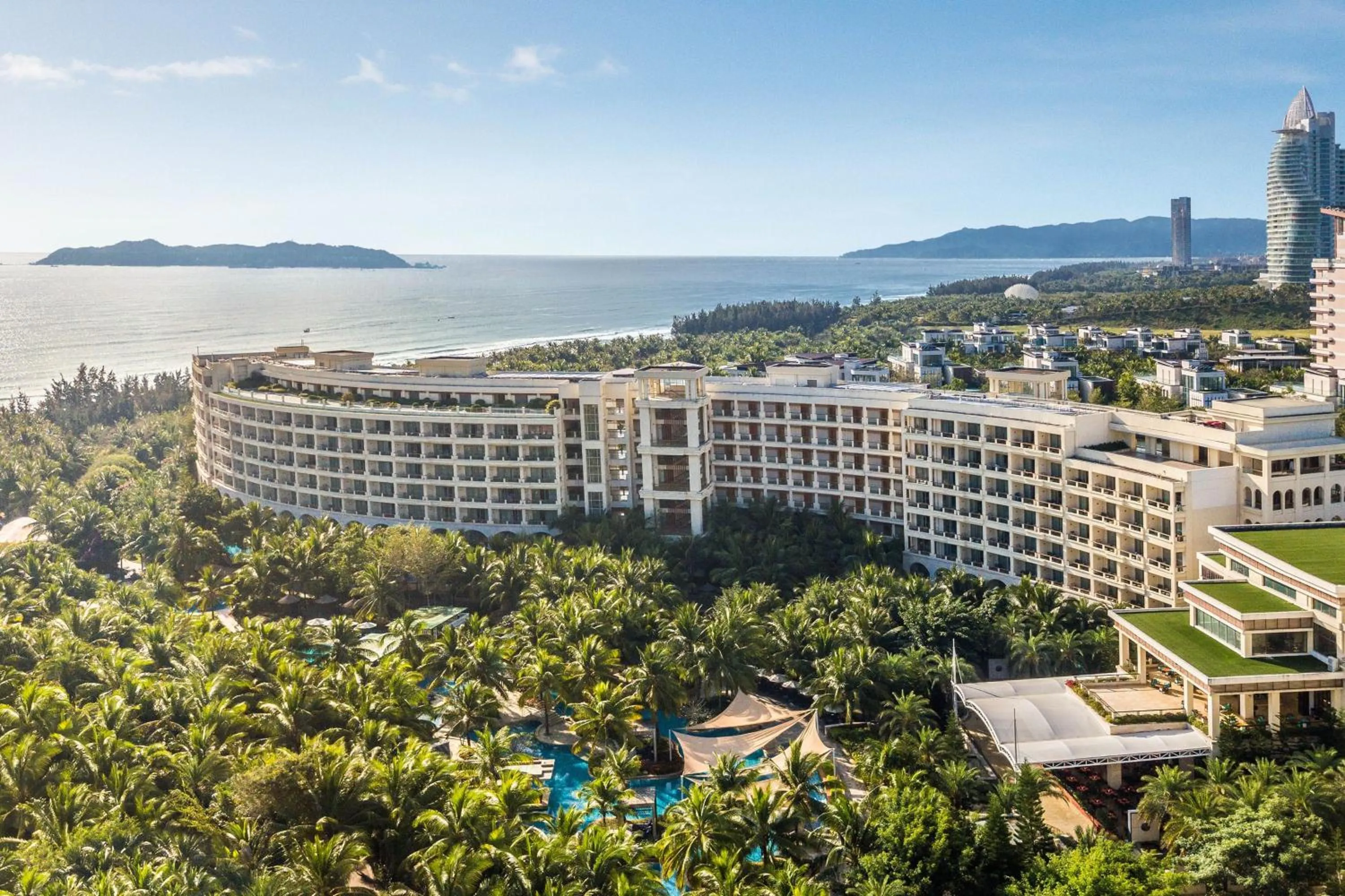 Property building in Sheraton Sanya Haitang Bay Resort