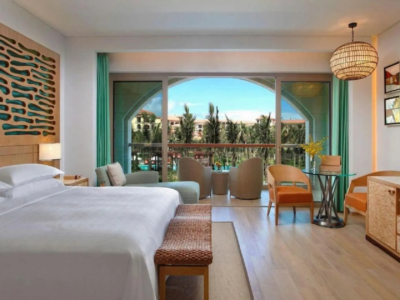 Bedroom, Bed in Sheraton Sanya Haitang Bay Resort