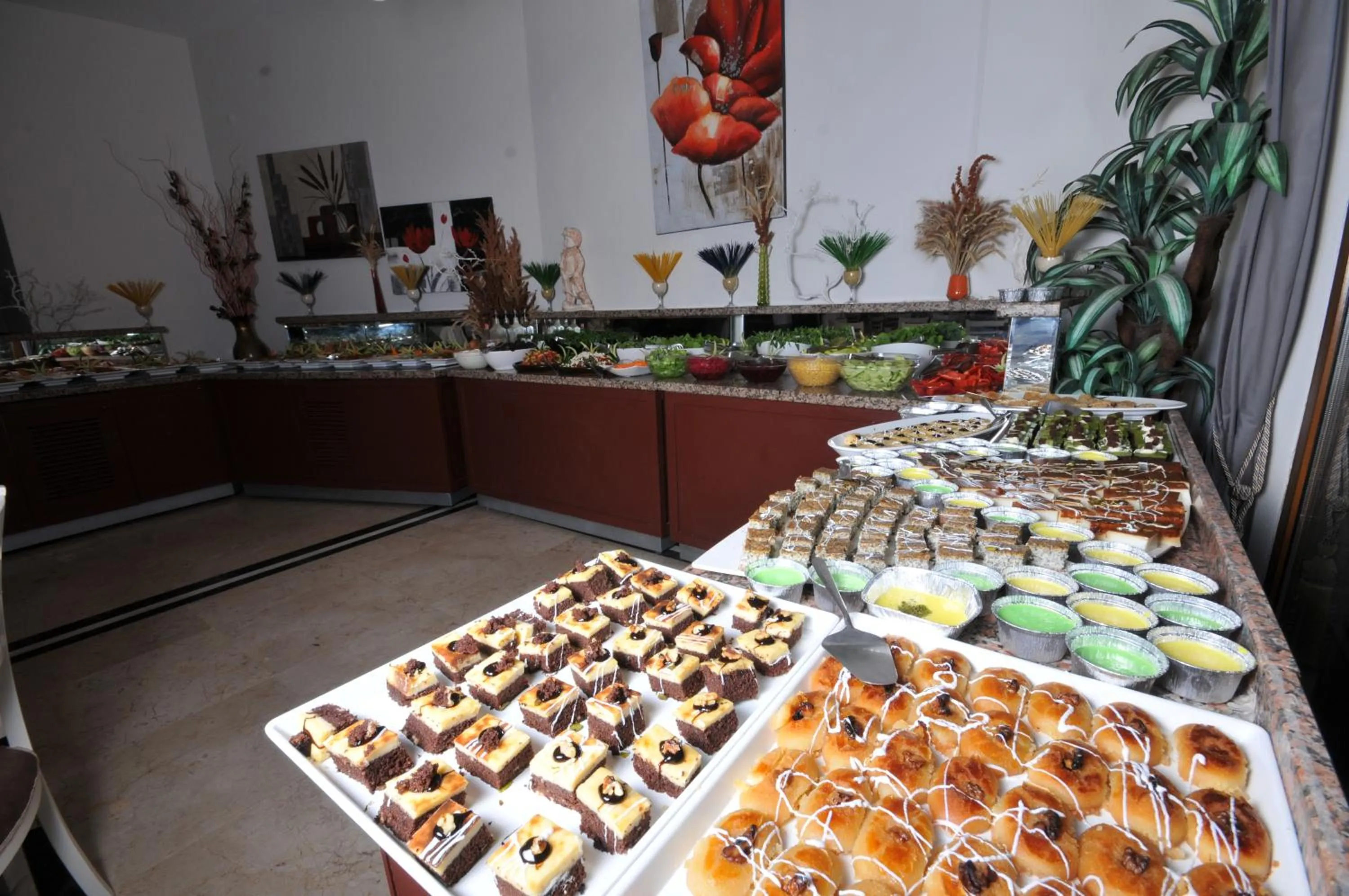 Dinner in My Dream Hotel