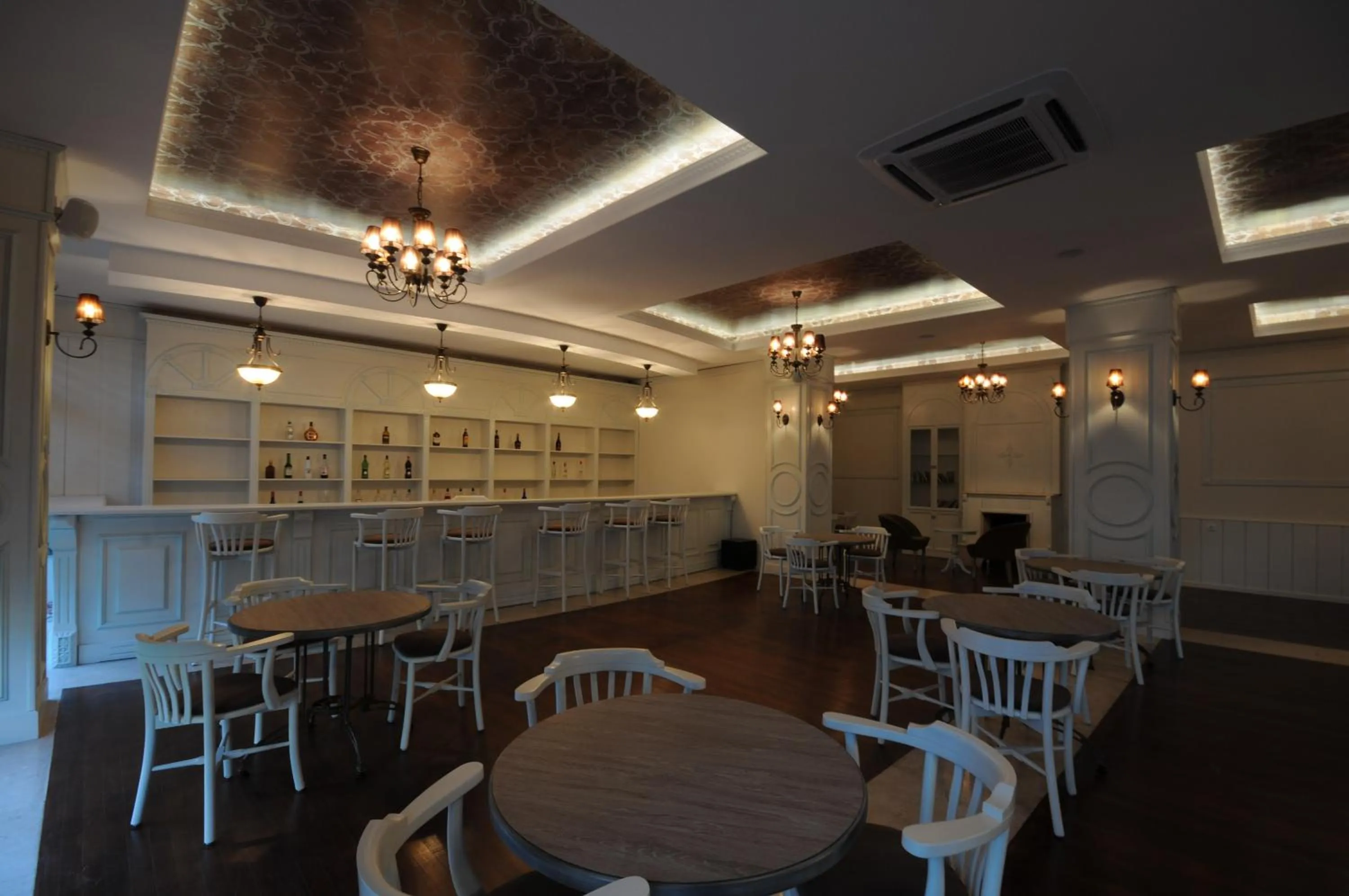 Lounge or bar in My Dream Hotel