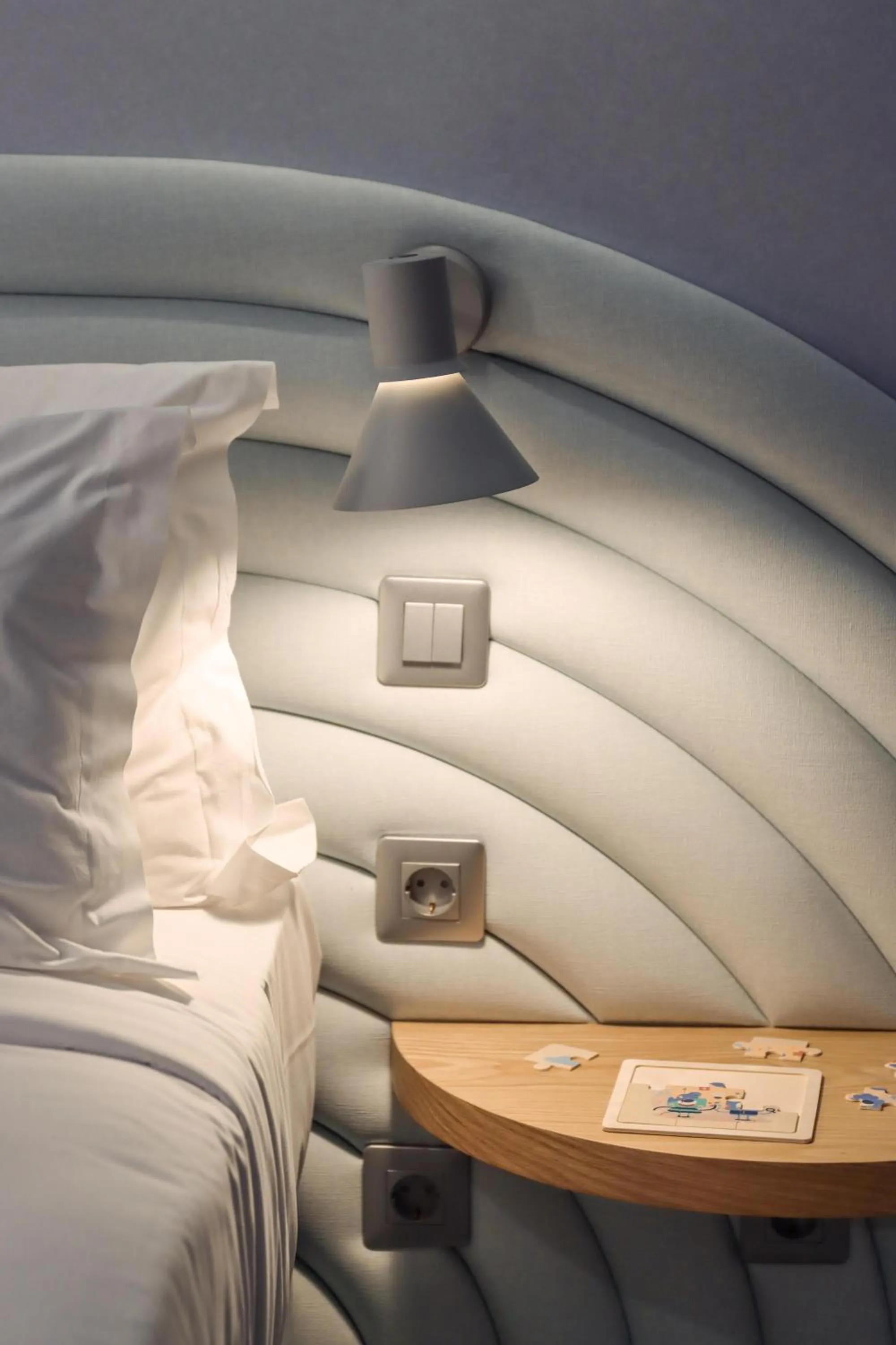 Photo of the whole room, Bed in The Views Oasis