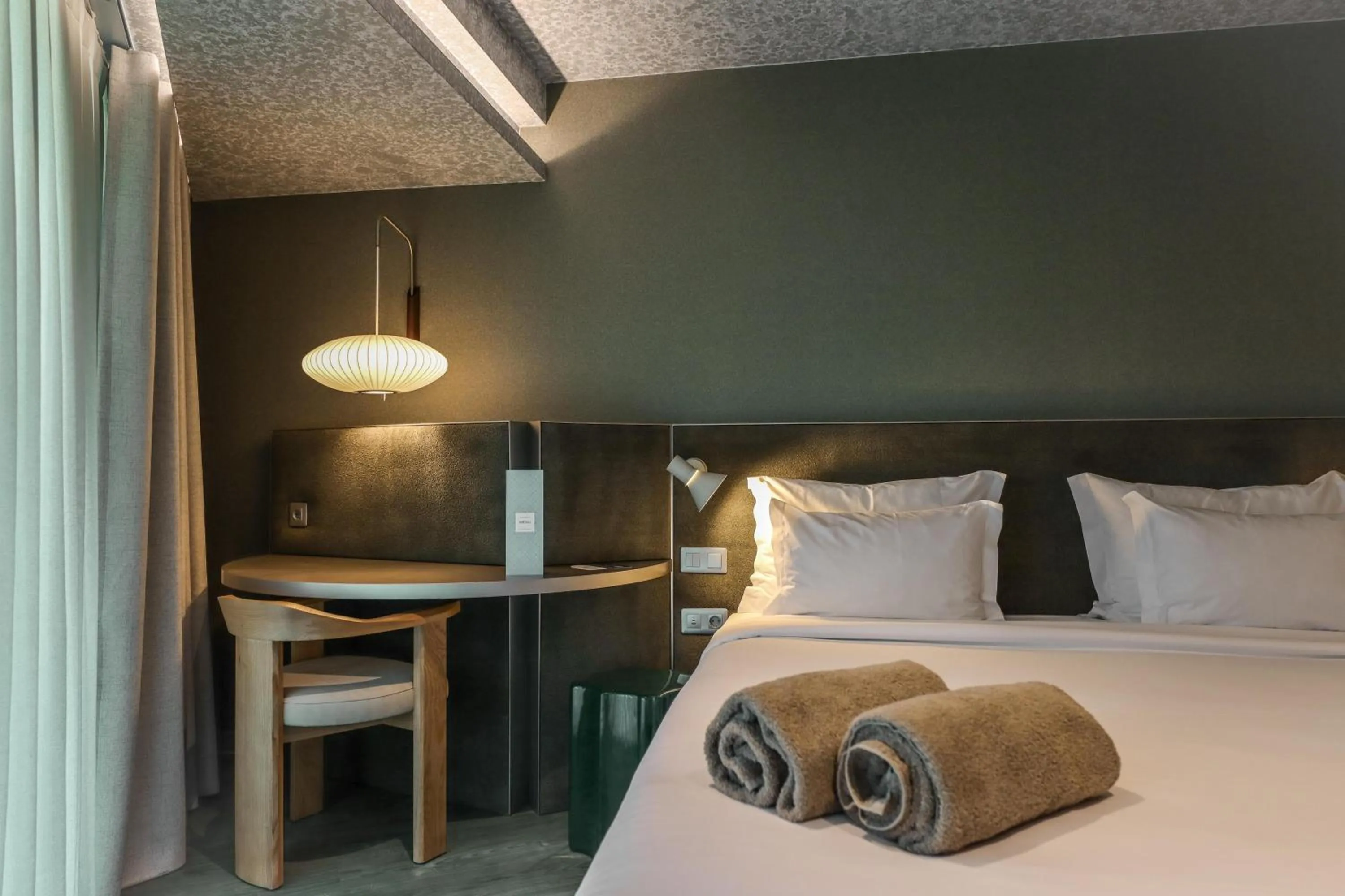 Photo of the whole room, Bed in The Views Oasis