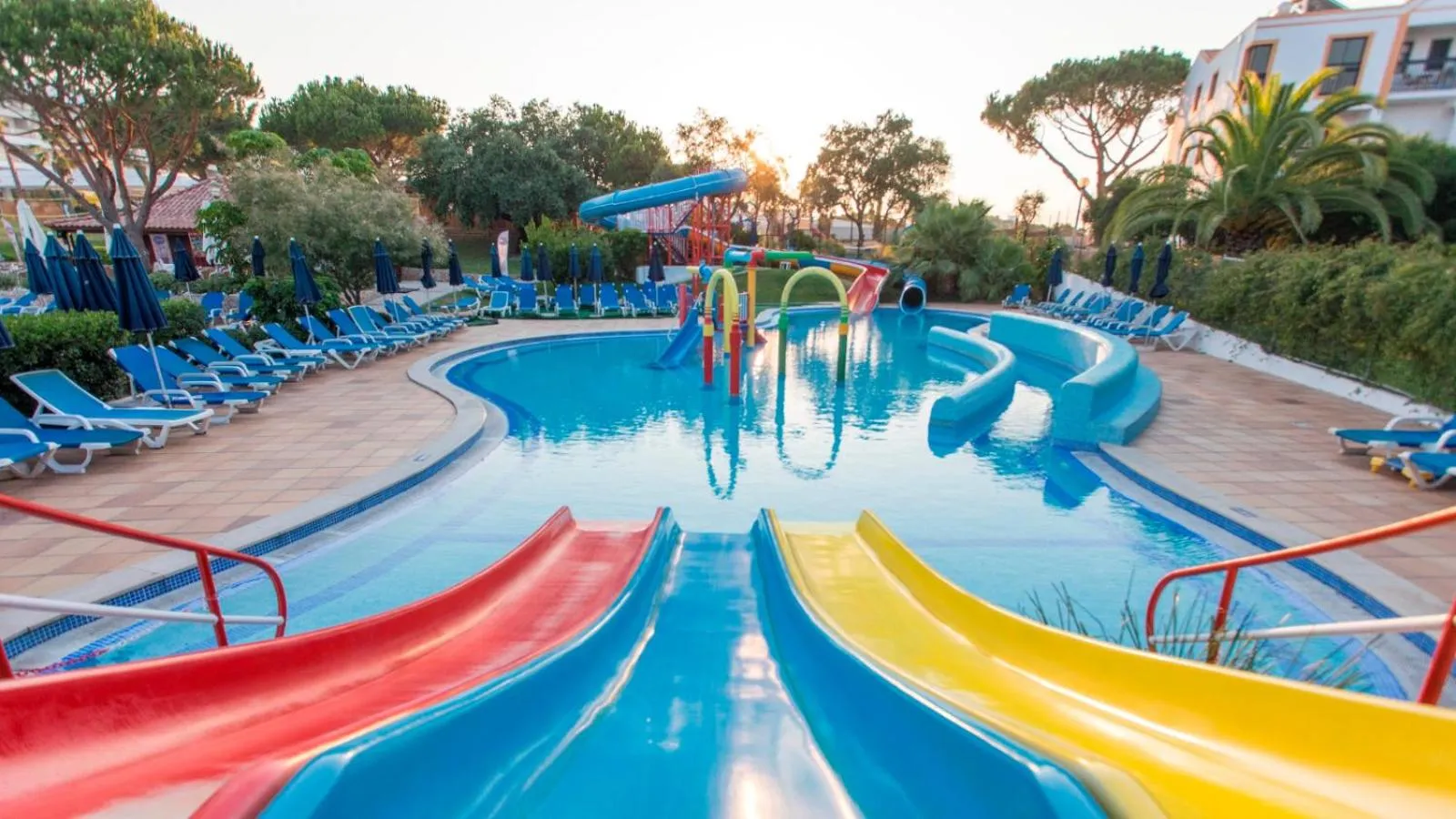 Swimming pool in Alfagar Village