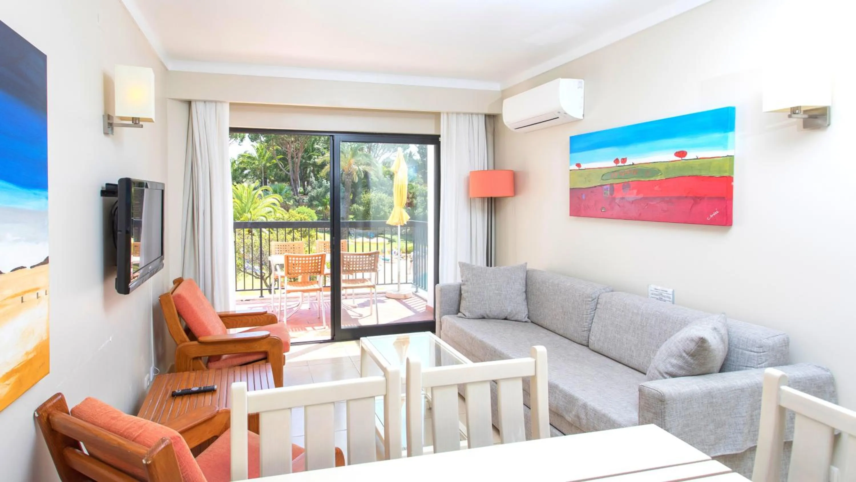 Living room in Alfagar Village