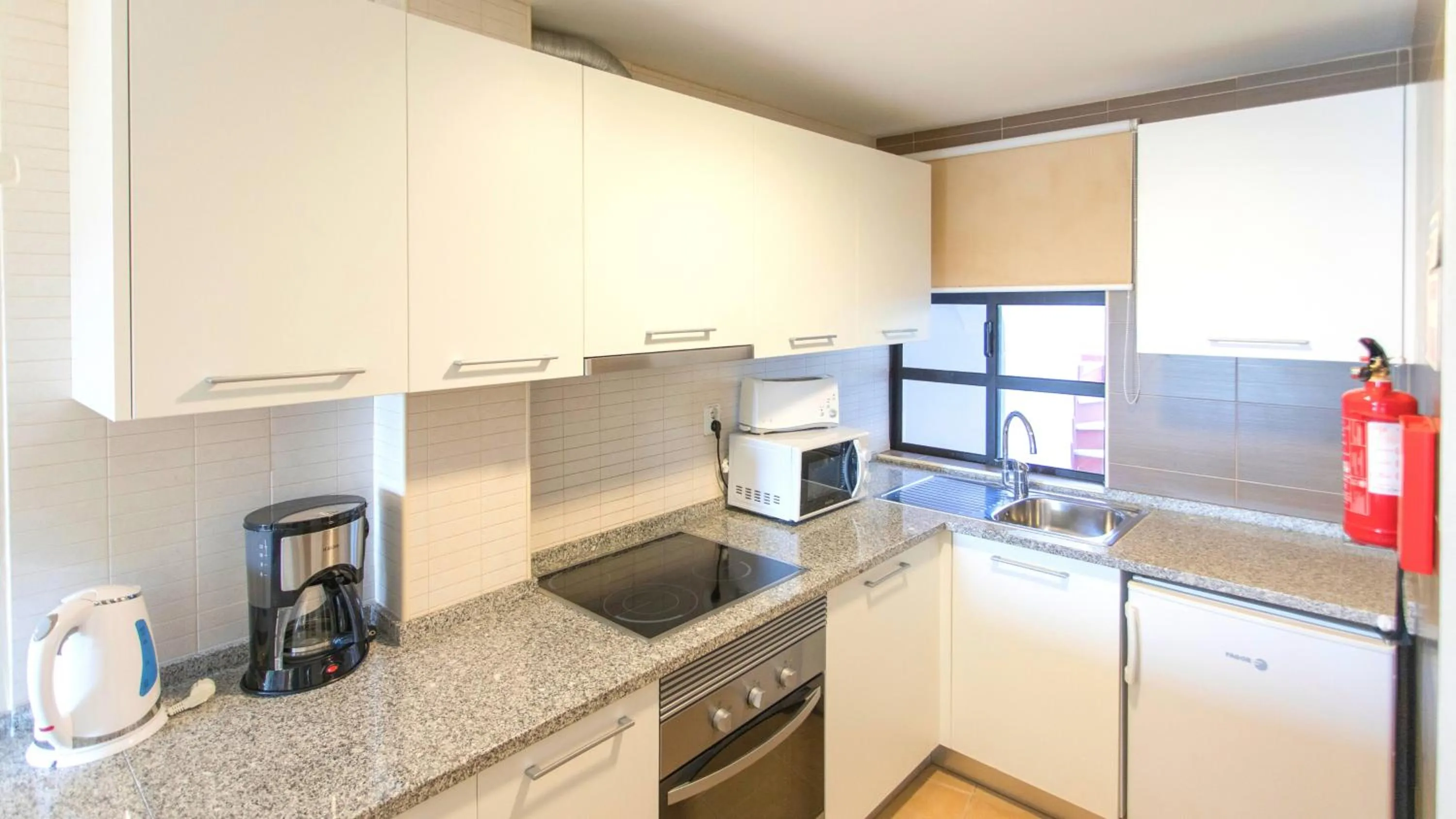 Kitchen or kitchenette in Alfagar Village