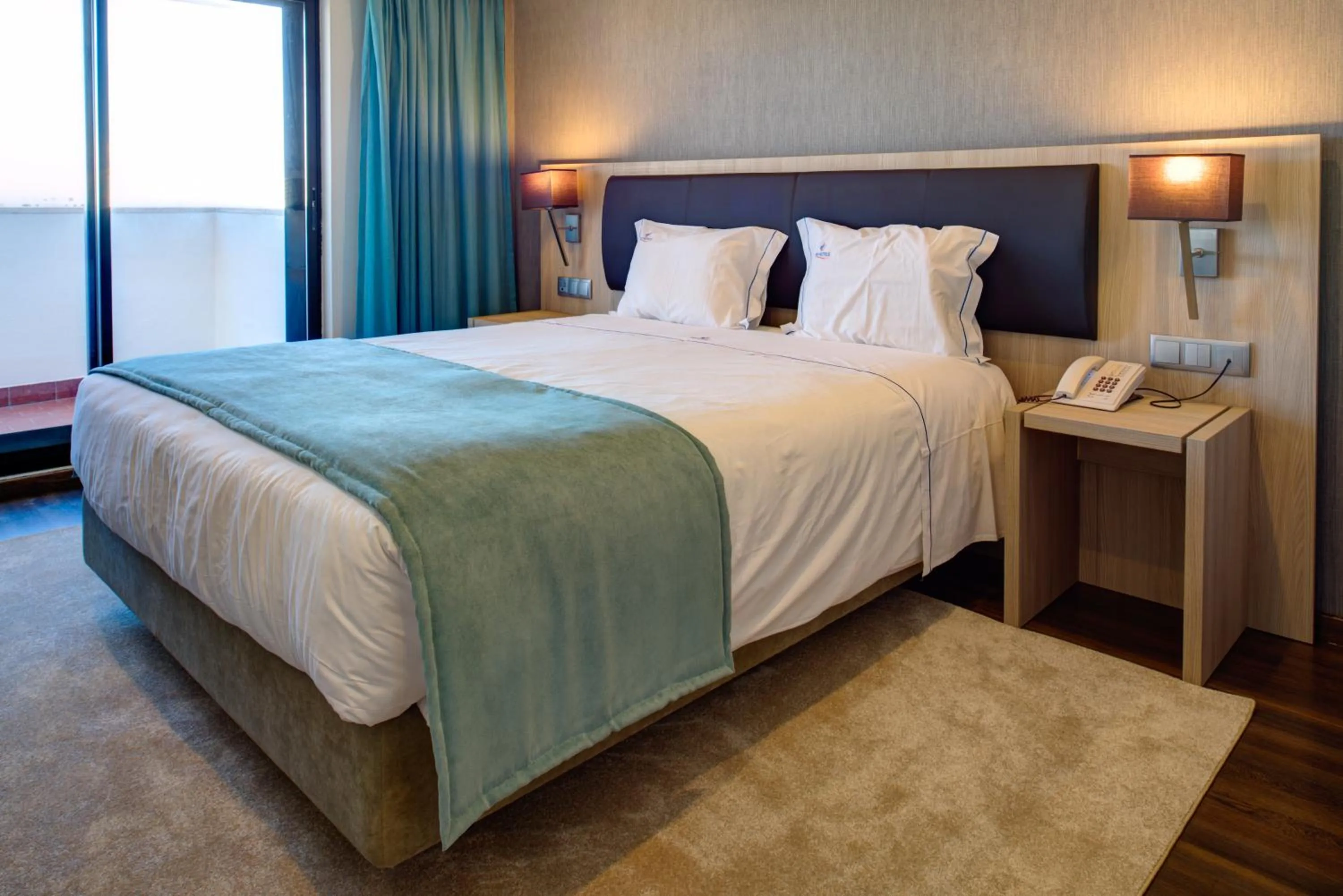 Bed in VIP Executive Zurique Hotel