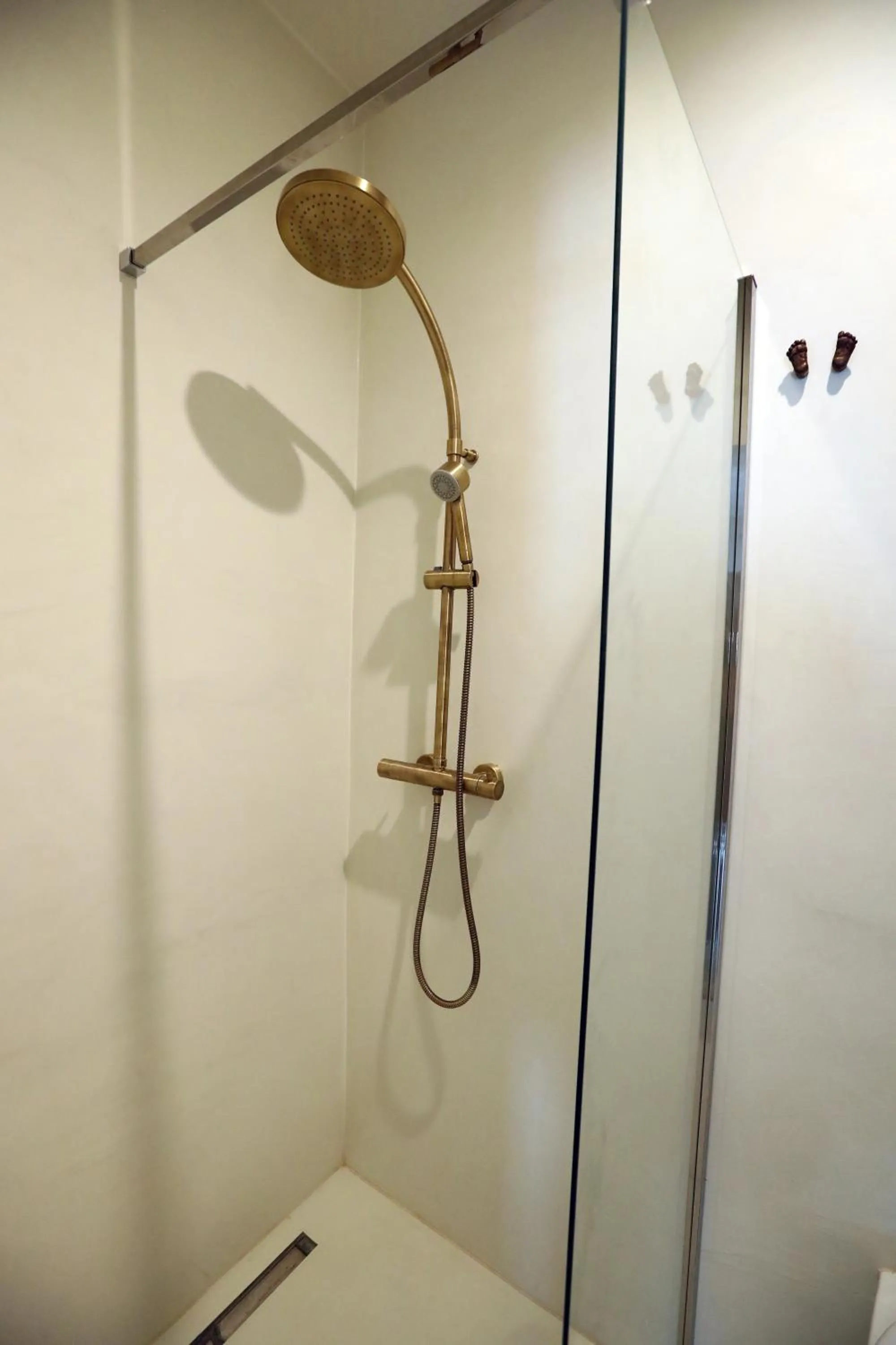 Shower in B&B PETIT PRINCE, GENT