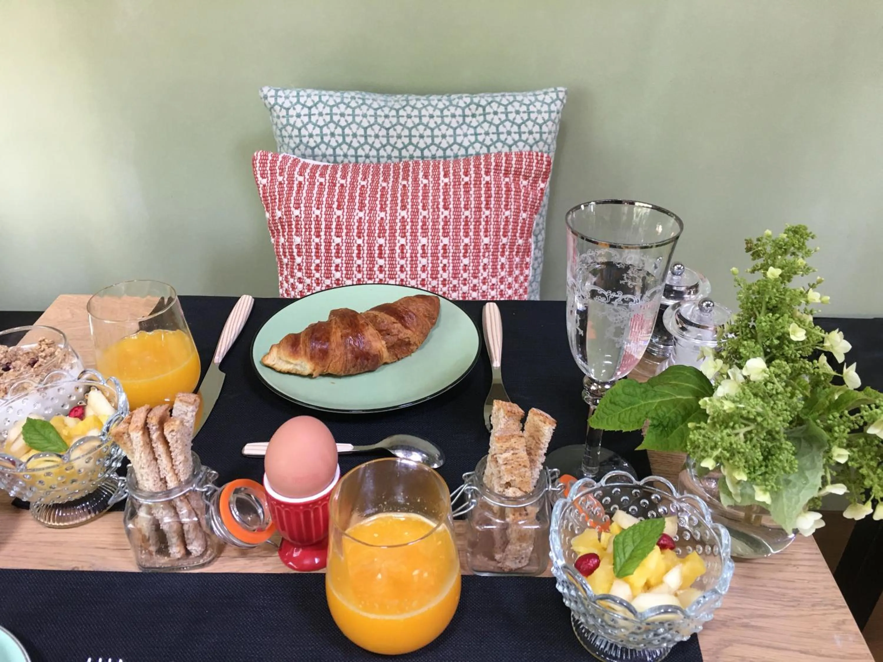 Breakfast in B&B PETIT PRINCE, GENT