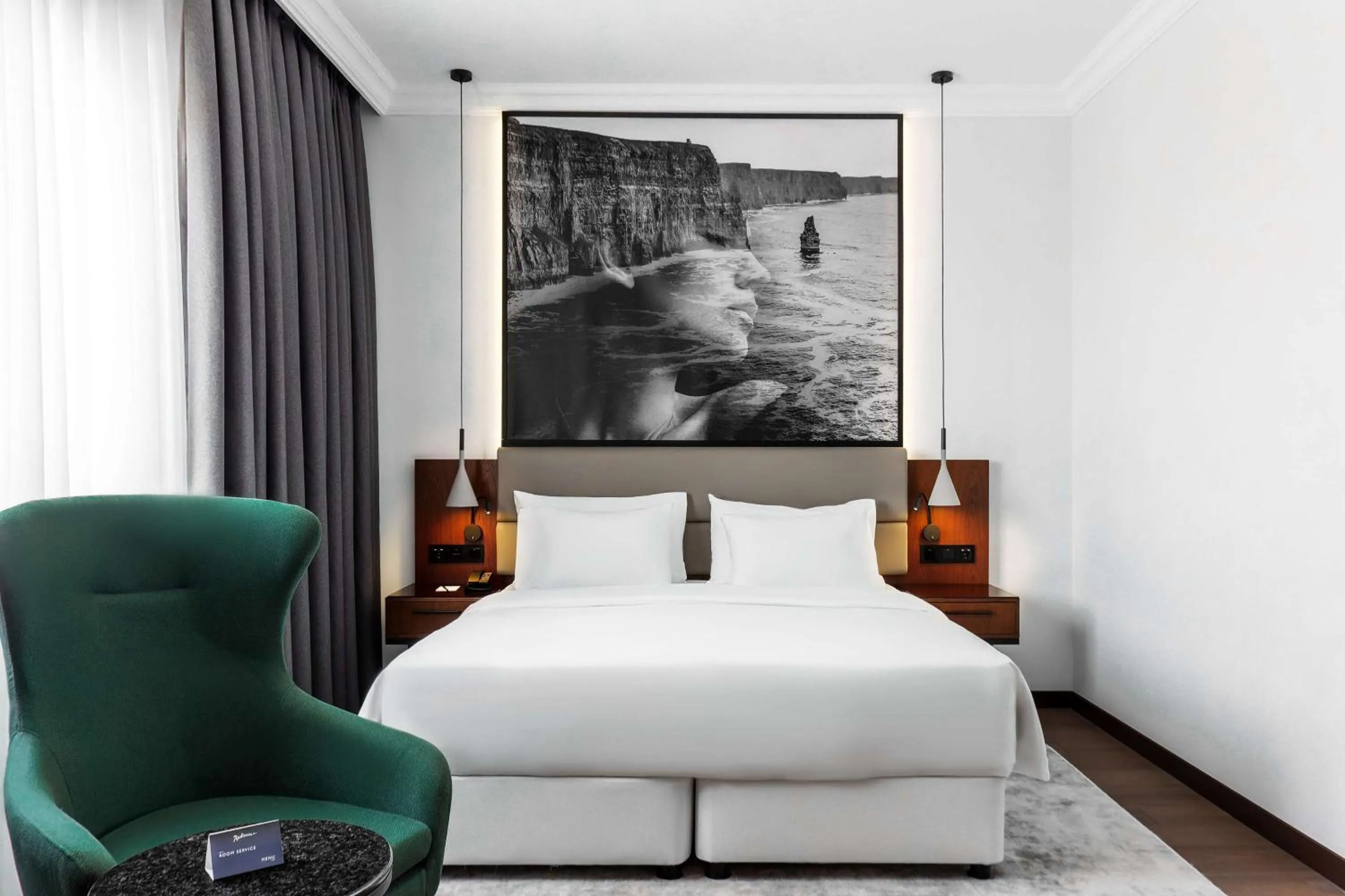 Bedroom, Bed in Radisson Blu Hotel, Tashkent