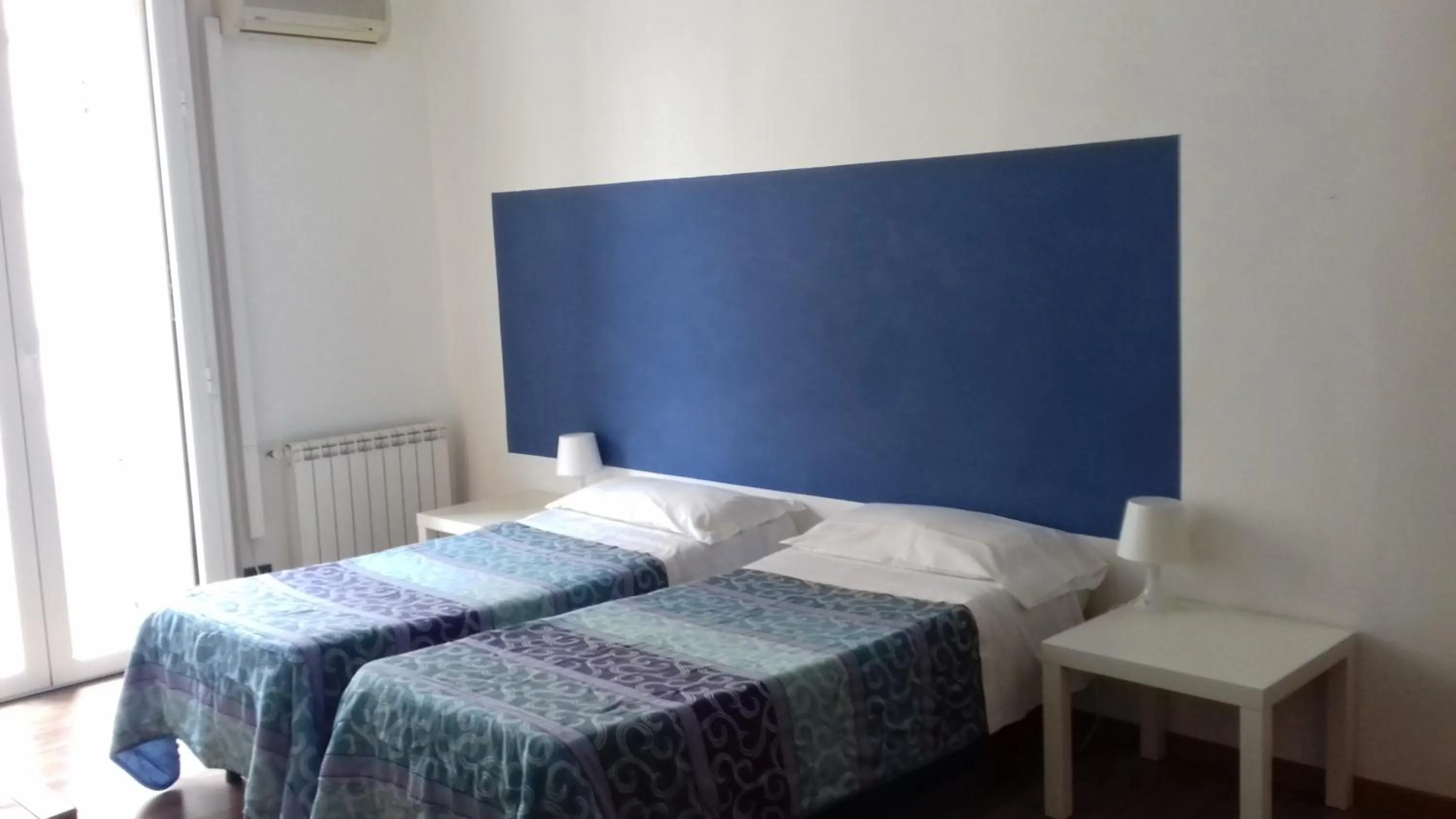 B&B CARAVAGGIO basic rooms near Ortigia