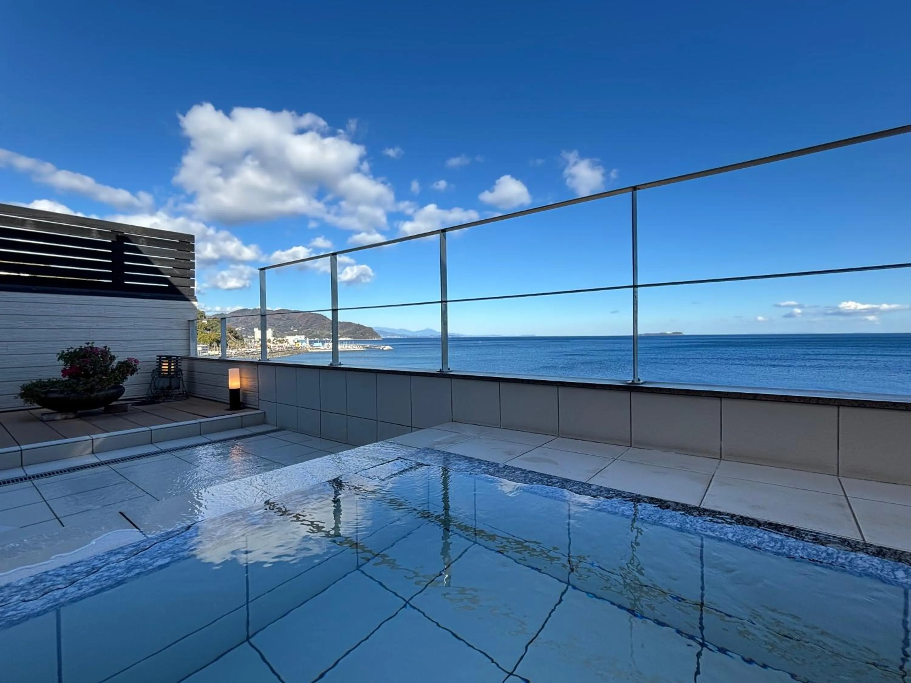 Hot Spring Bath in Kameya Rakan