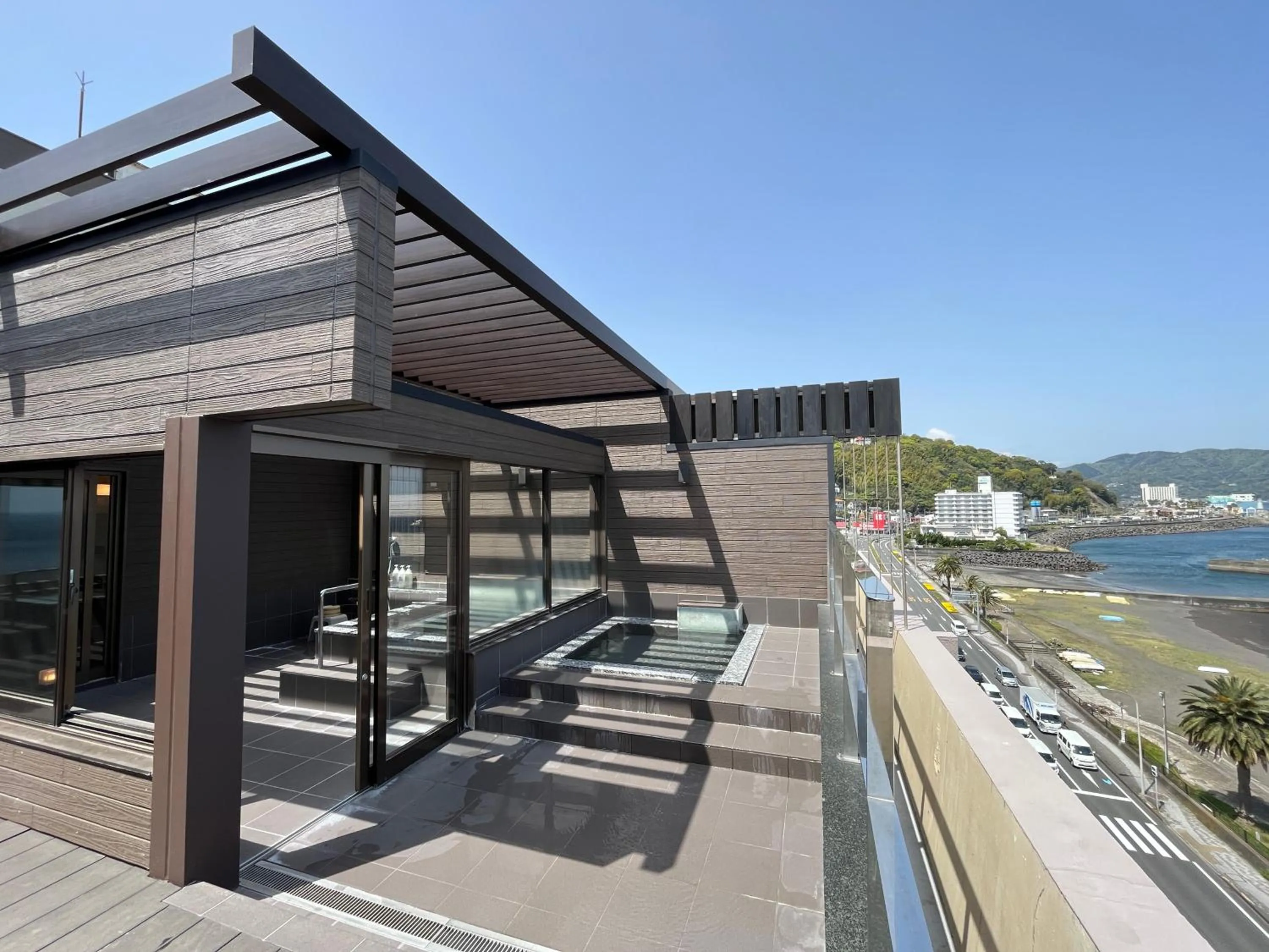 Shower in Kameya Rakan