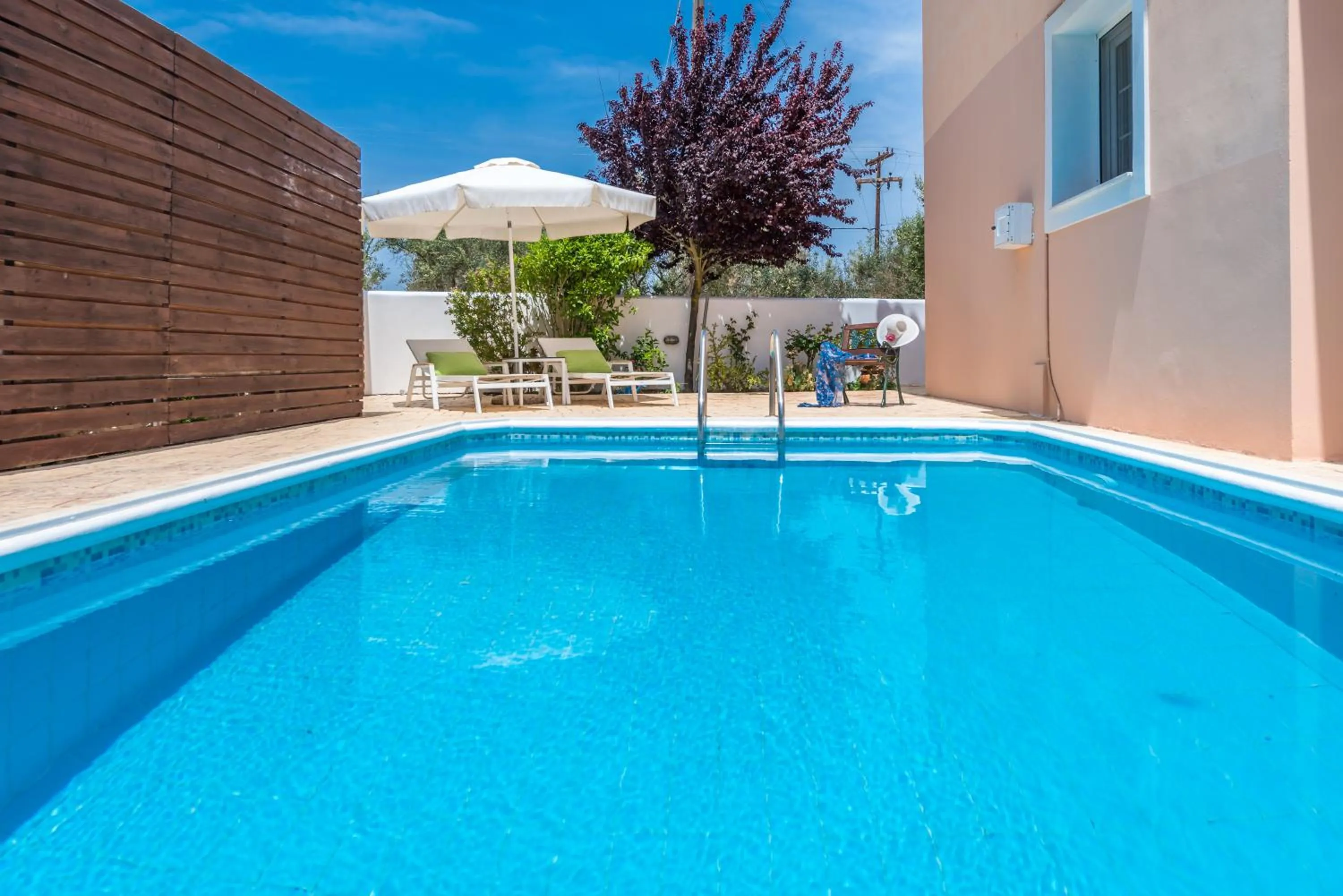 Swimming pool in Lorenzo Villas with Private Pool, 200m from the beach, by ZanteWize