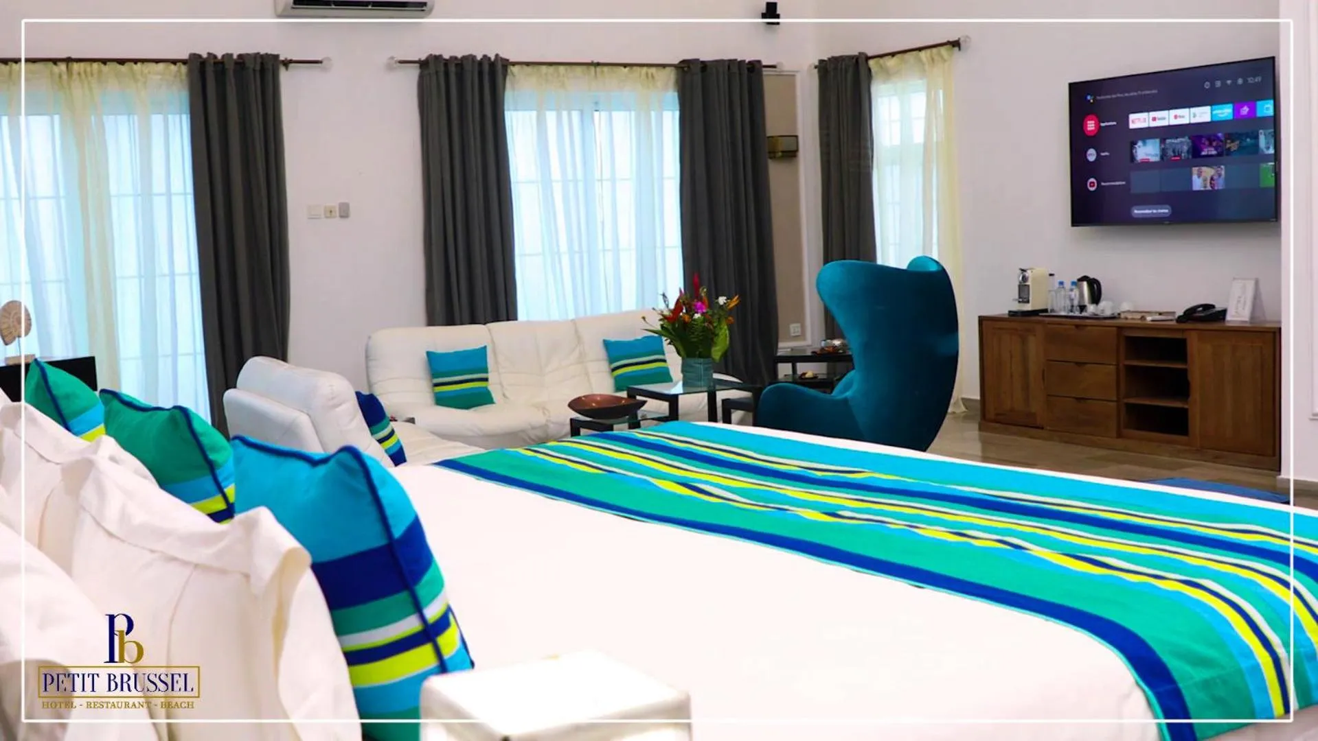 Bed in Hotel Petit Brussel