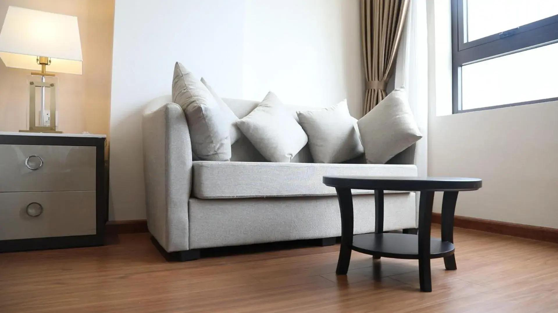 Deluxe Twin Room in Dai Viet Hotel Deluxe Twin Room in Dai Viet Hotel