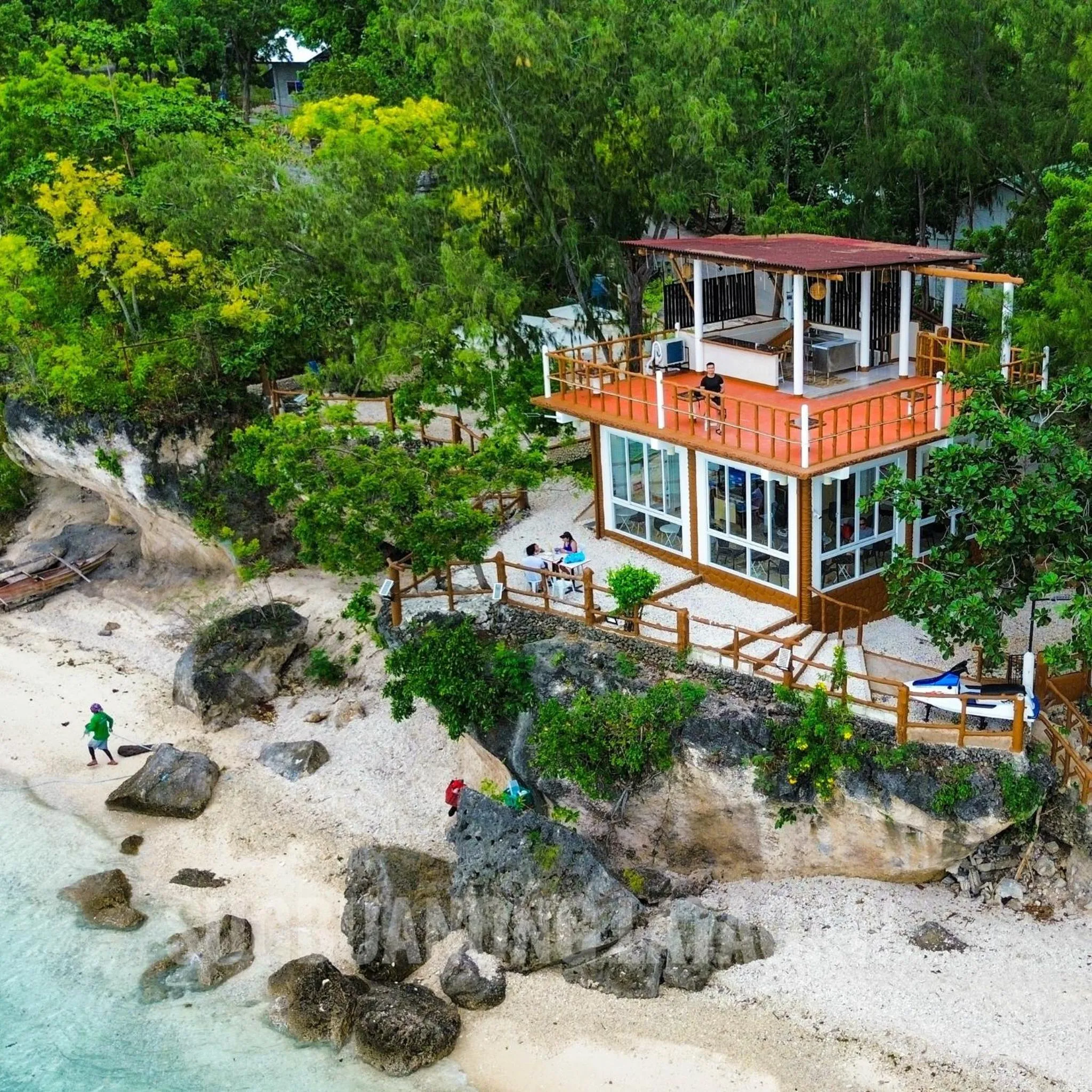 Coffee/tea facilities in Santander Pebble Beach Resort