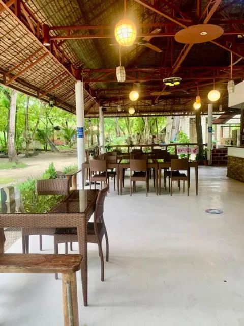 Restaurant/places to eat in Santander Pebble Beach Resort