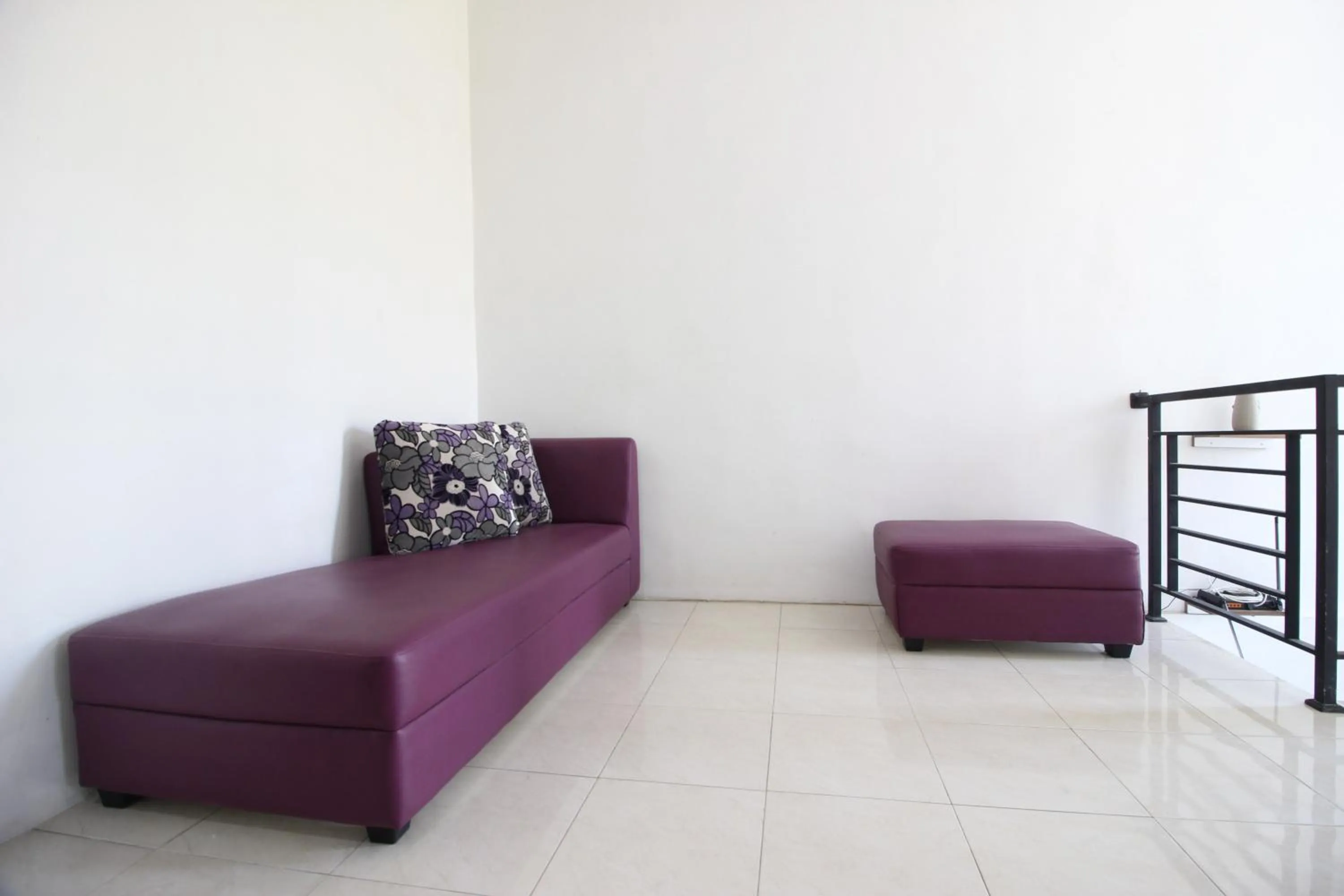 Area and facilities in RedDoorz near UGM 3