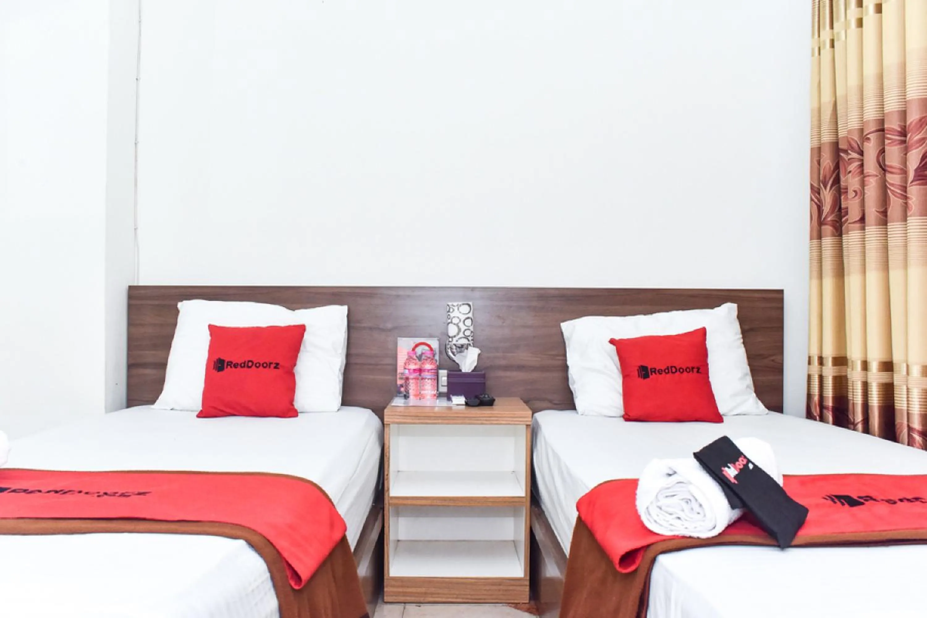 Bedroom, Bed in RedDoorz near UGM 3