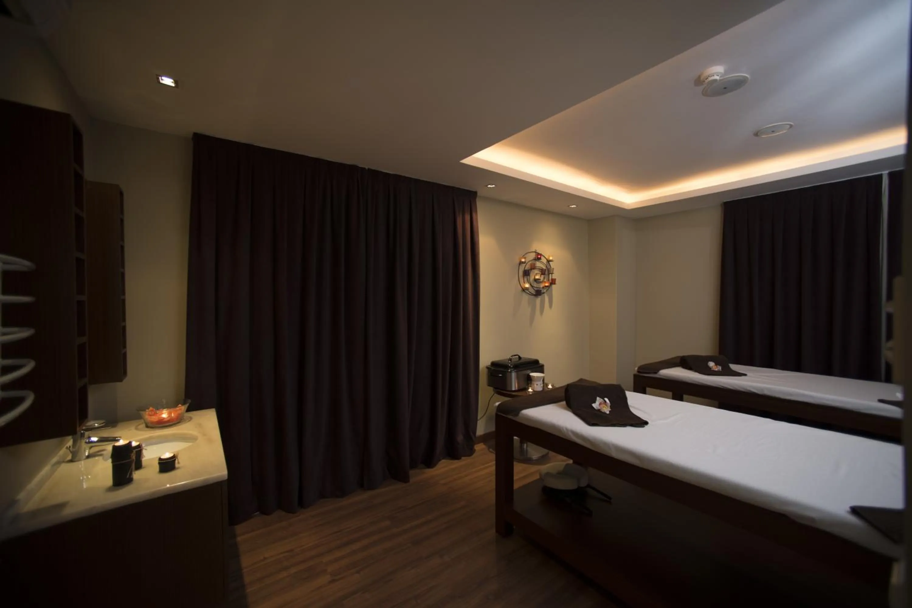 Massage, Bed in Vila Gale Alentejo Vineyard - Clube de Campo