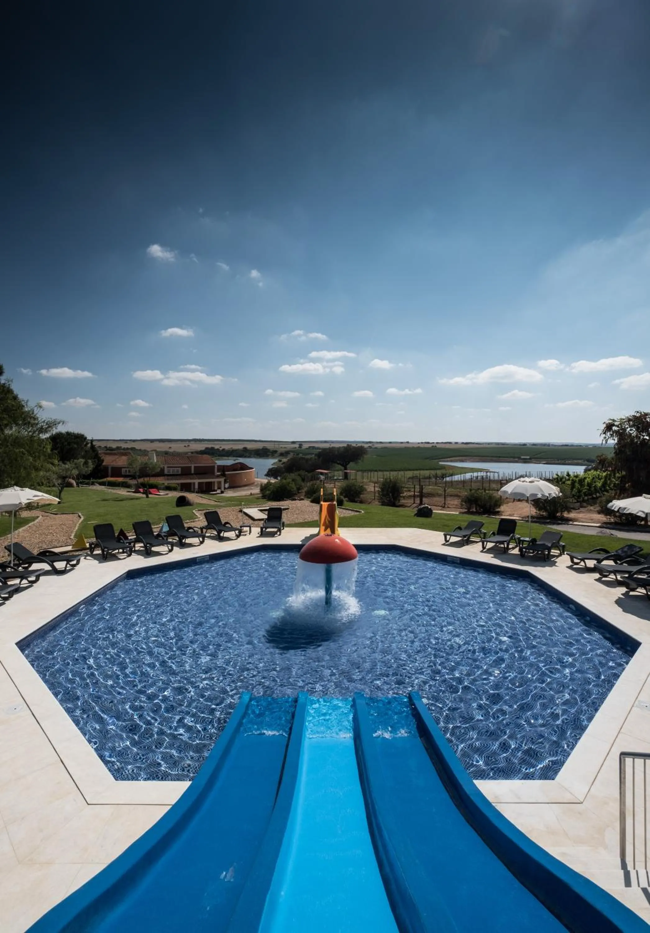 Swimming pool in Vila Gale Alentejo Vineyard - Clube de Campo