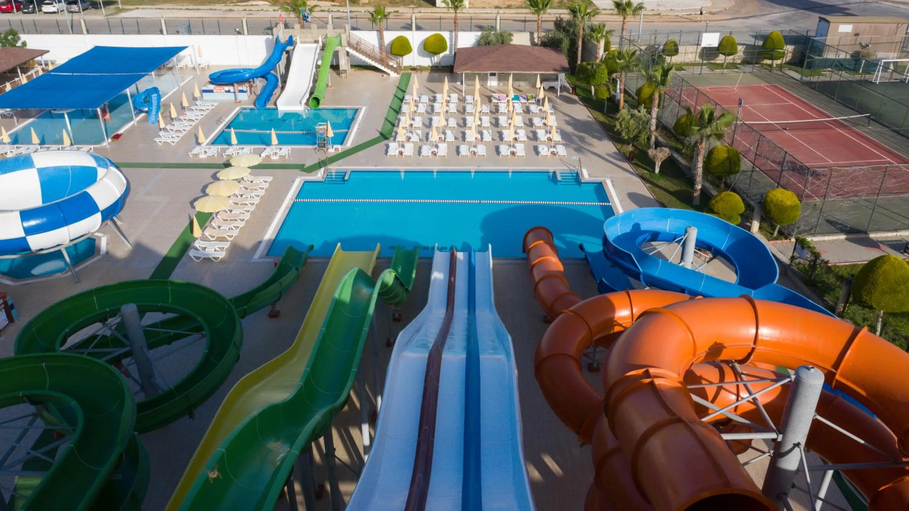 Swimming pool in Eftalia Aqua Resort