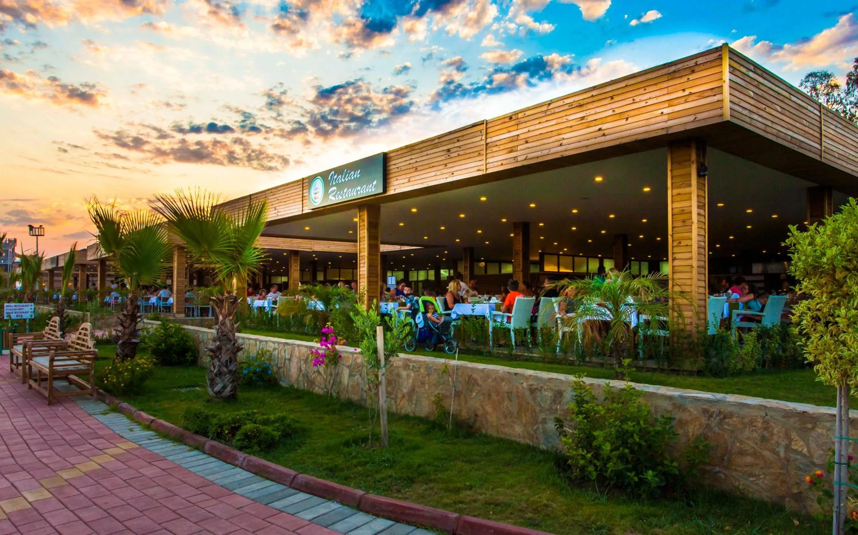 Beach in Eftalia Aqua Resort