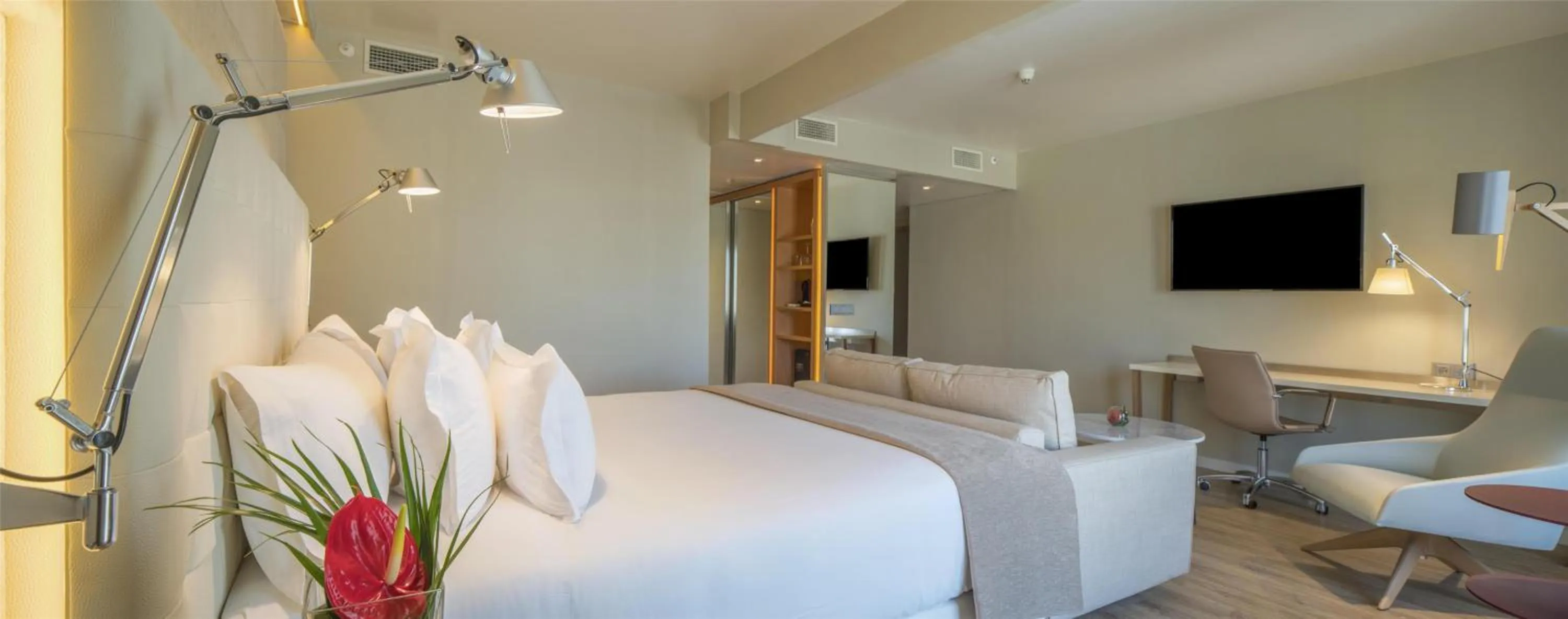 Bedroom, Bed in NH Collection Lisboa Liberdade