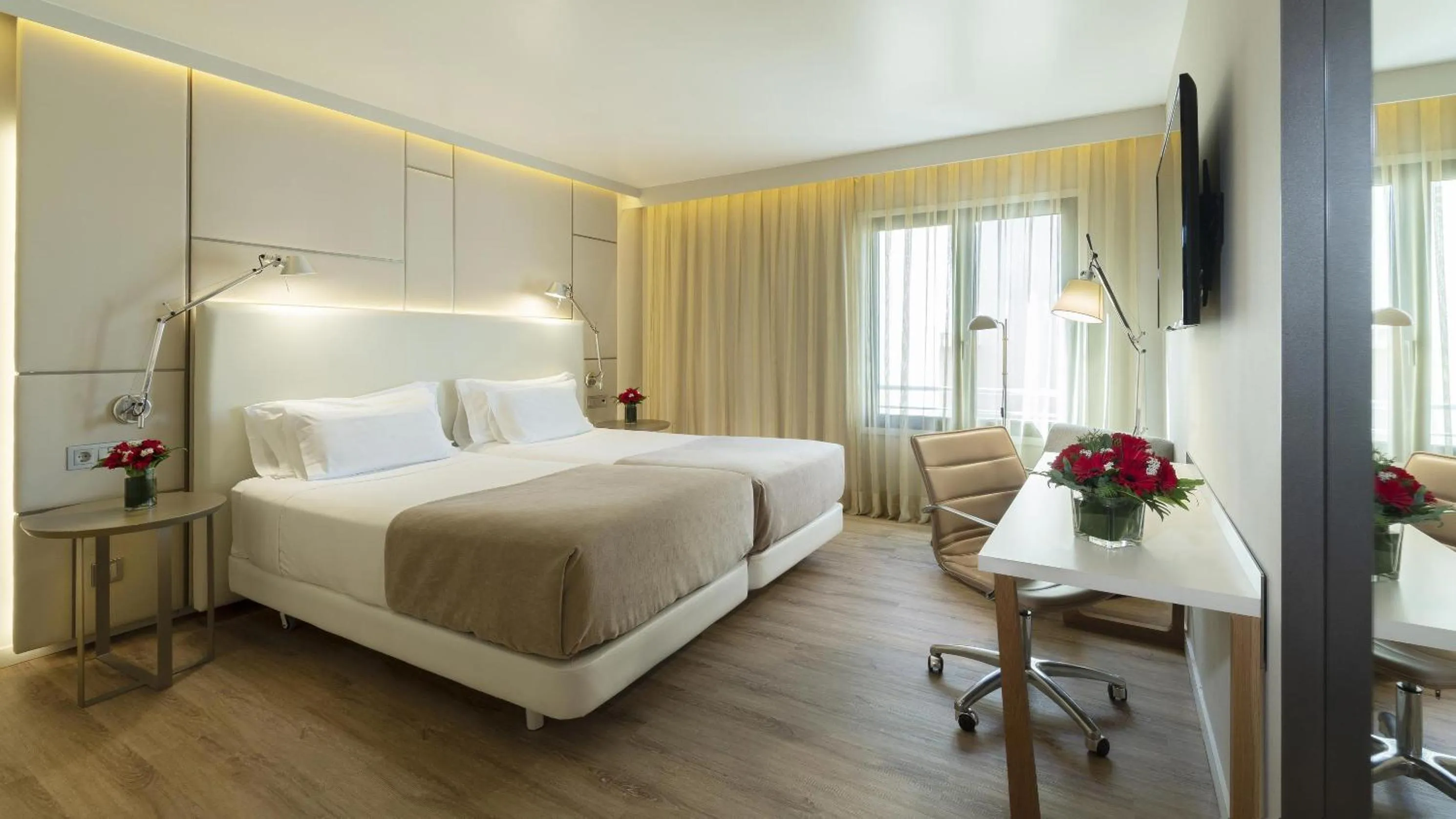 Bedroom, Bed in NH Collection Lisboa Liberdade