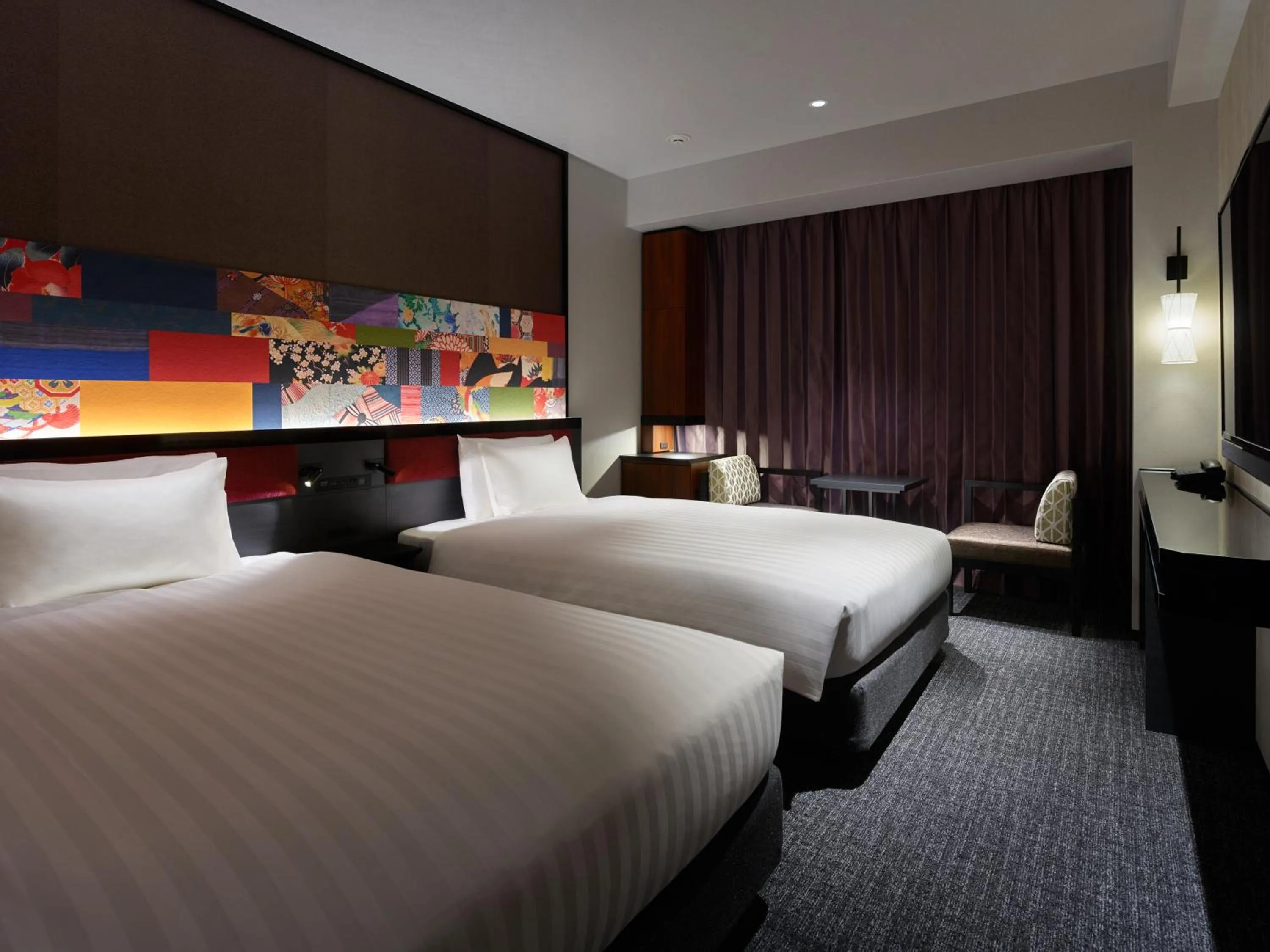 Bed in Mitsui Garden Hotel Kanazawa