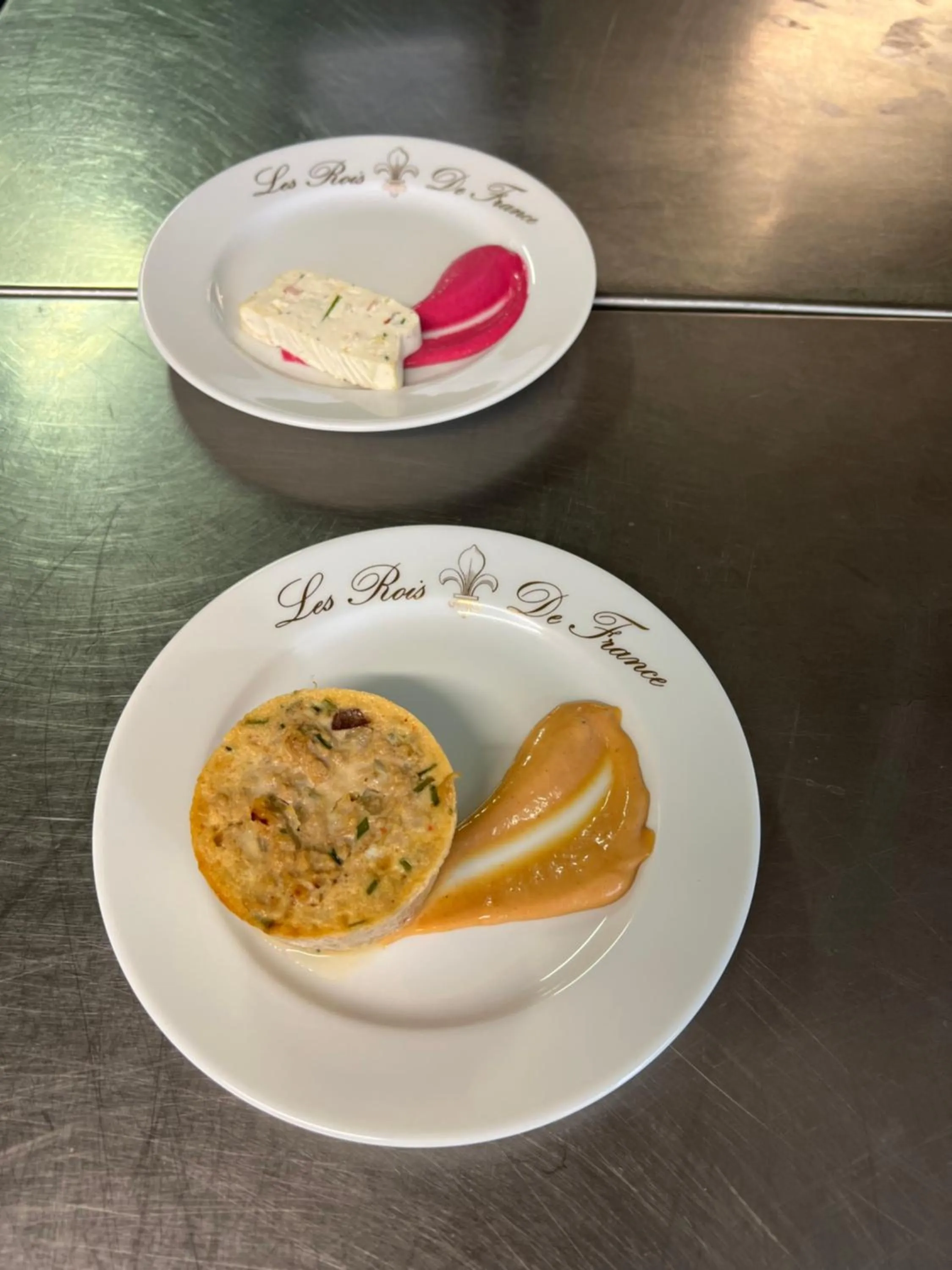 Dinner in Contact Hôtel de France Contres-Beauval-Cheverny