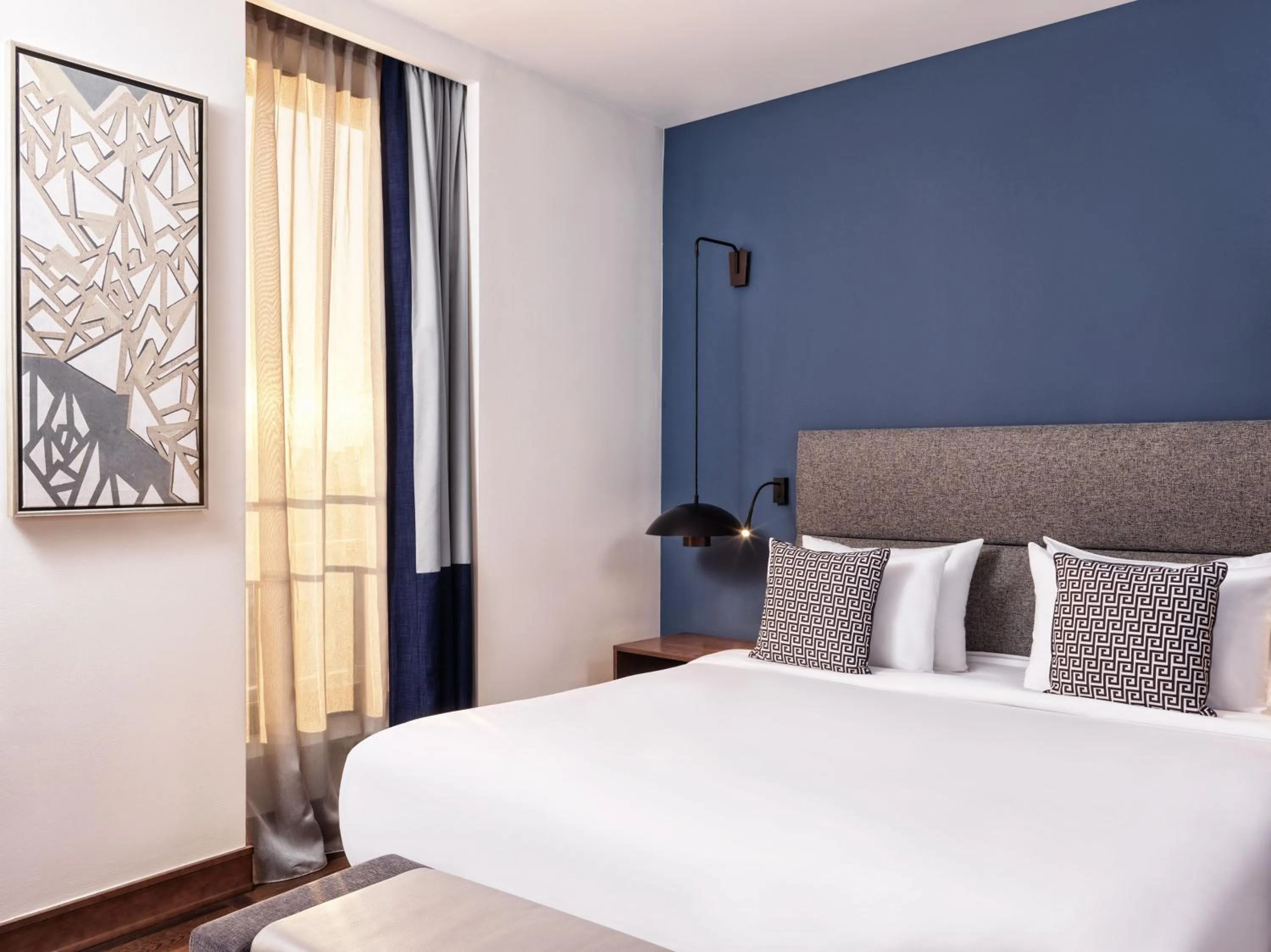 Bed in Metropol Palace, Belgrade