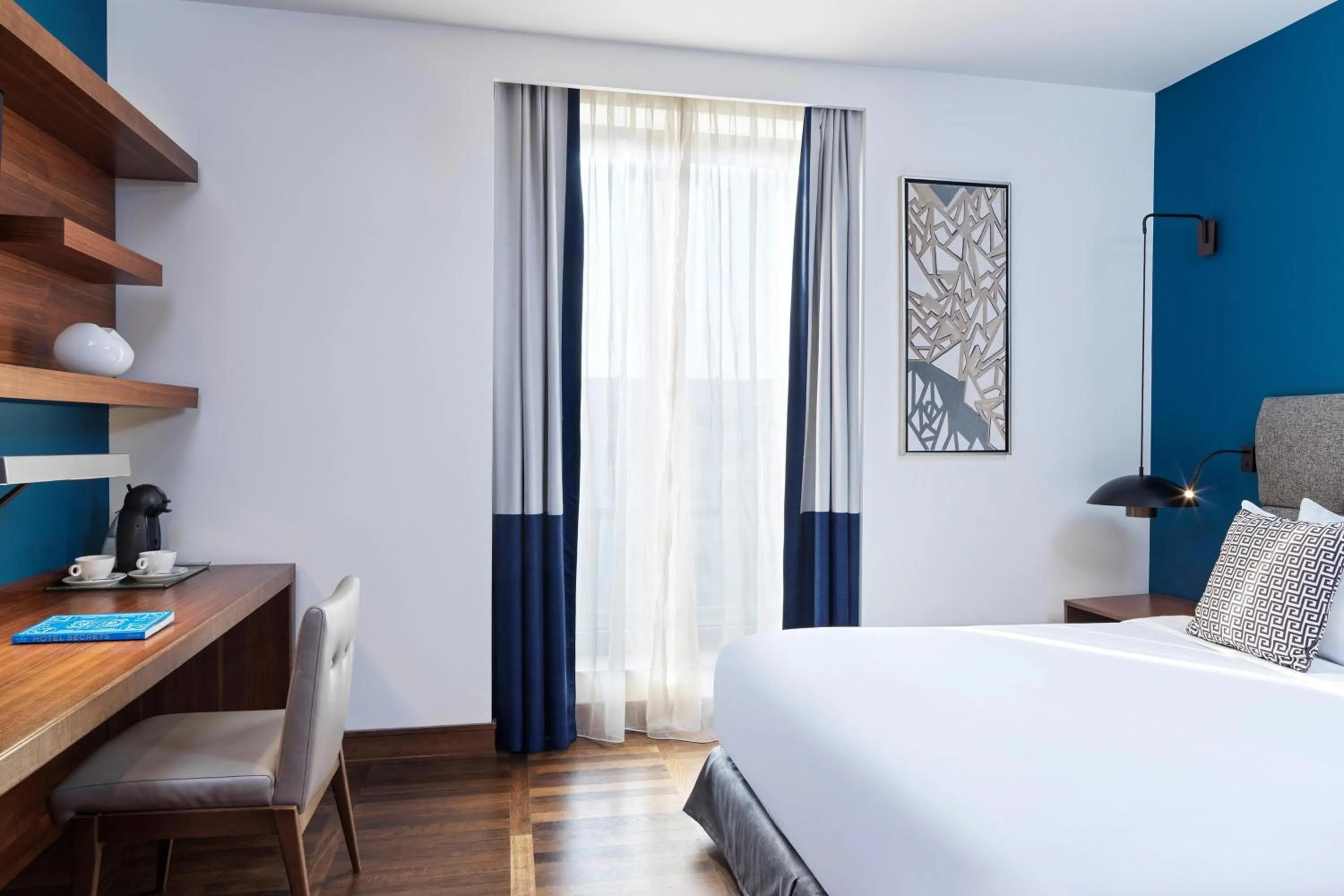 Photo of the whole room, Bed in Metropol Palace, Belgrade