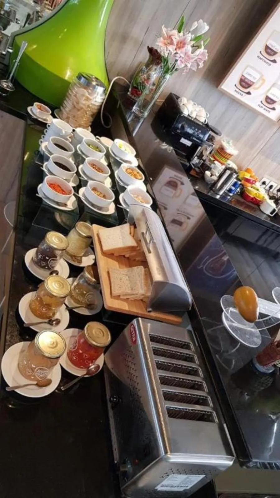 Breakfast in MaxOneHotels @Balikpapan