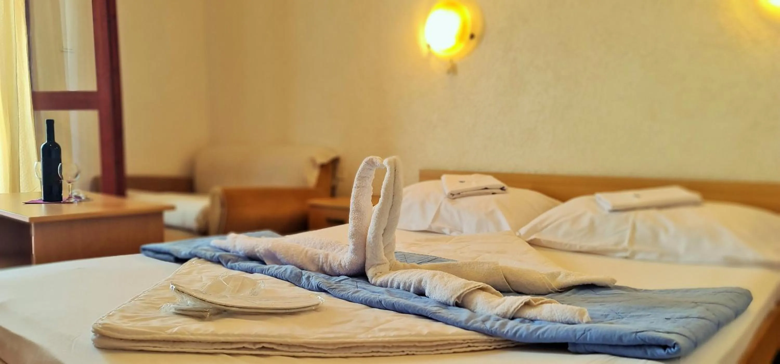 Bed in FKK Ada Bojana