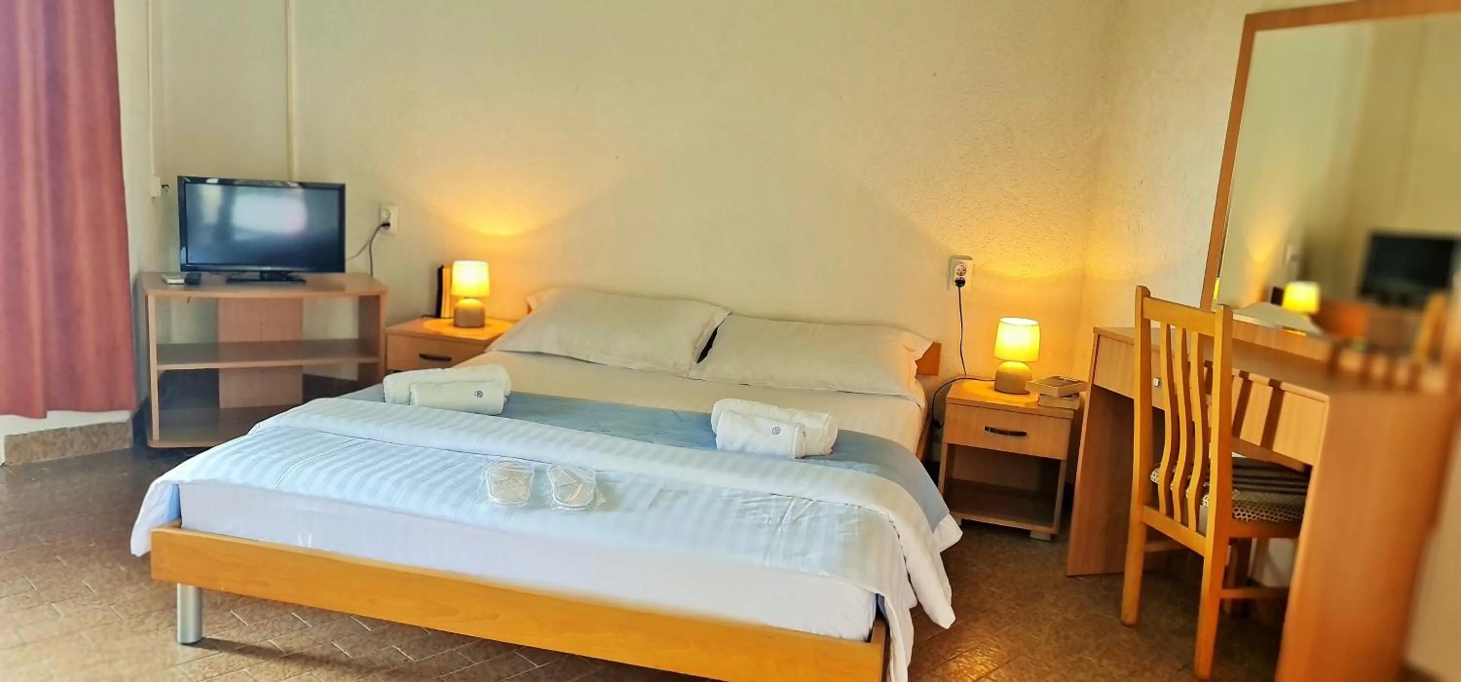 Bed in FKK Ada Bojana