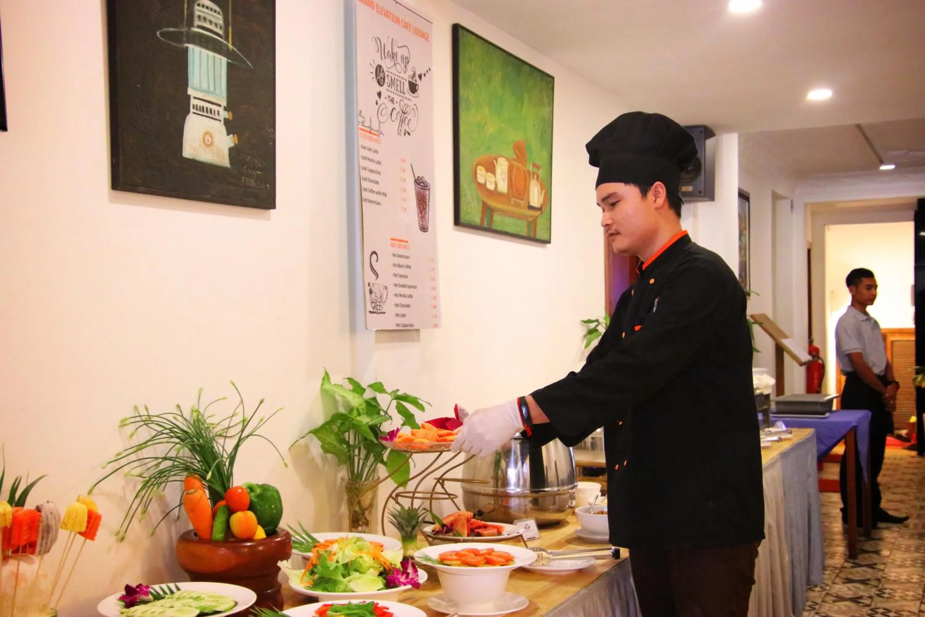 Restaurant/places to eat in Grand Elevation Hotel