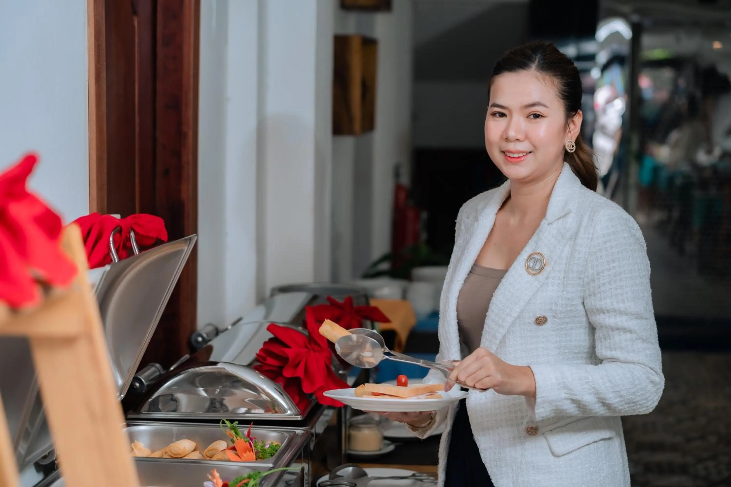 Breakfast in Grand Elevation Hotel