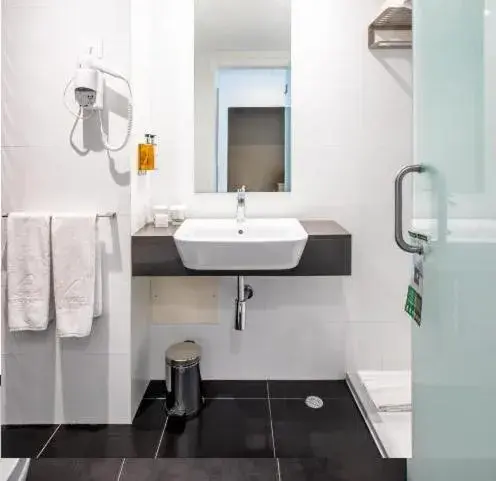 Standard Double or Twin Room with City View in AP Eva Senses Standard Double or Twin Room with City View in AP Eva Senses