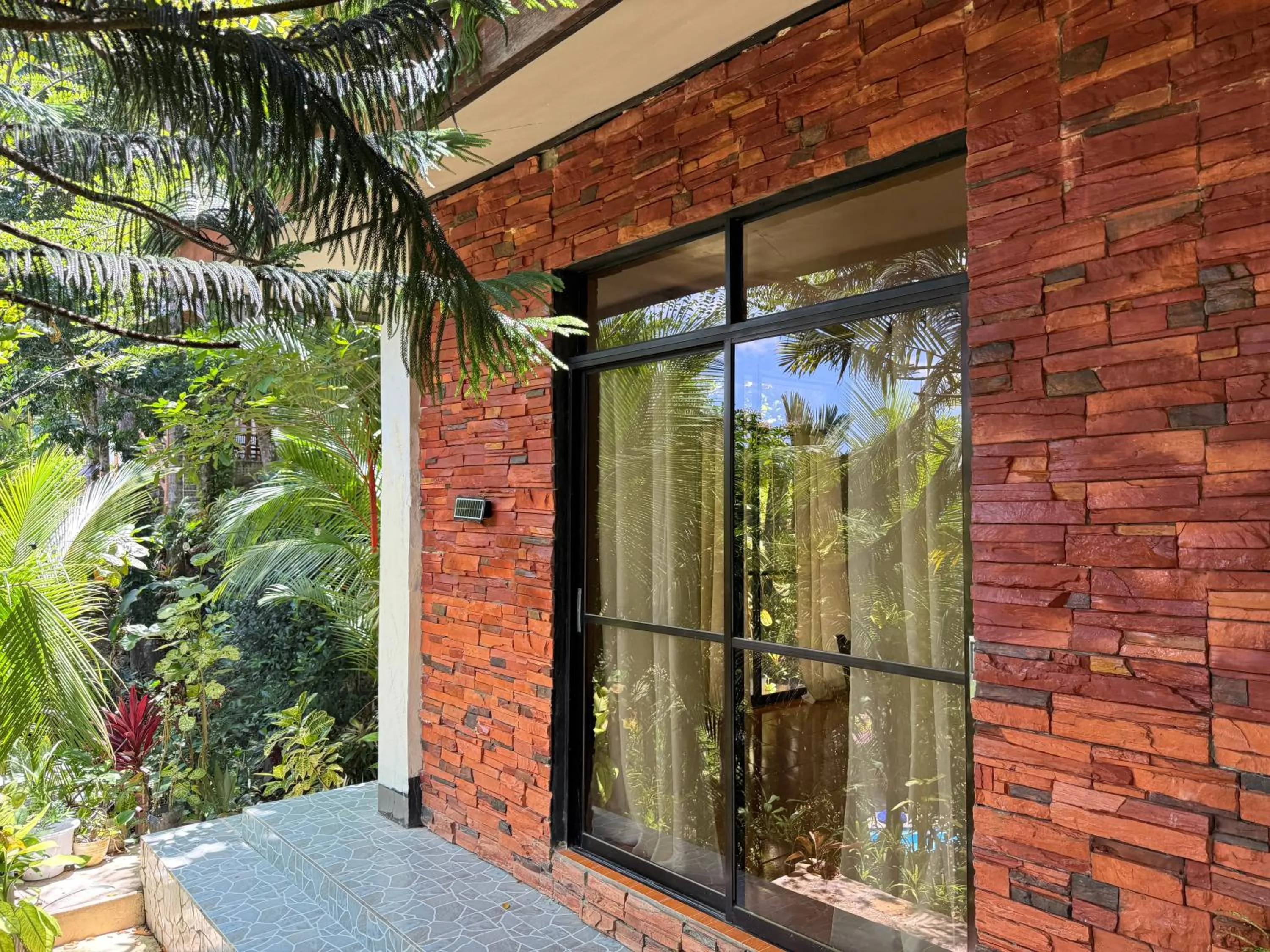 Victordelia Hilltop Hostel