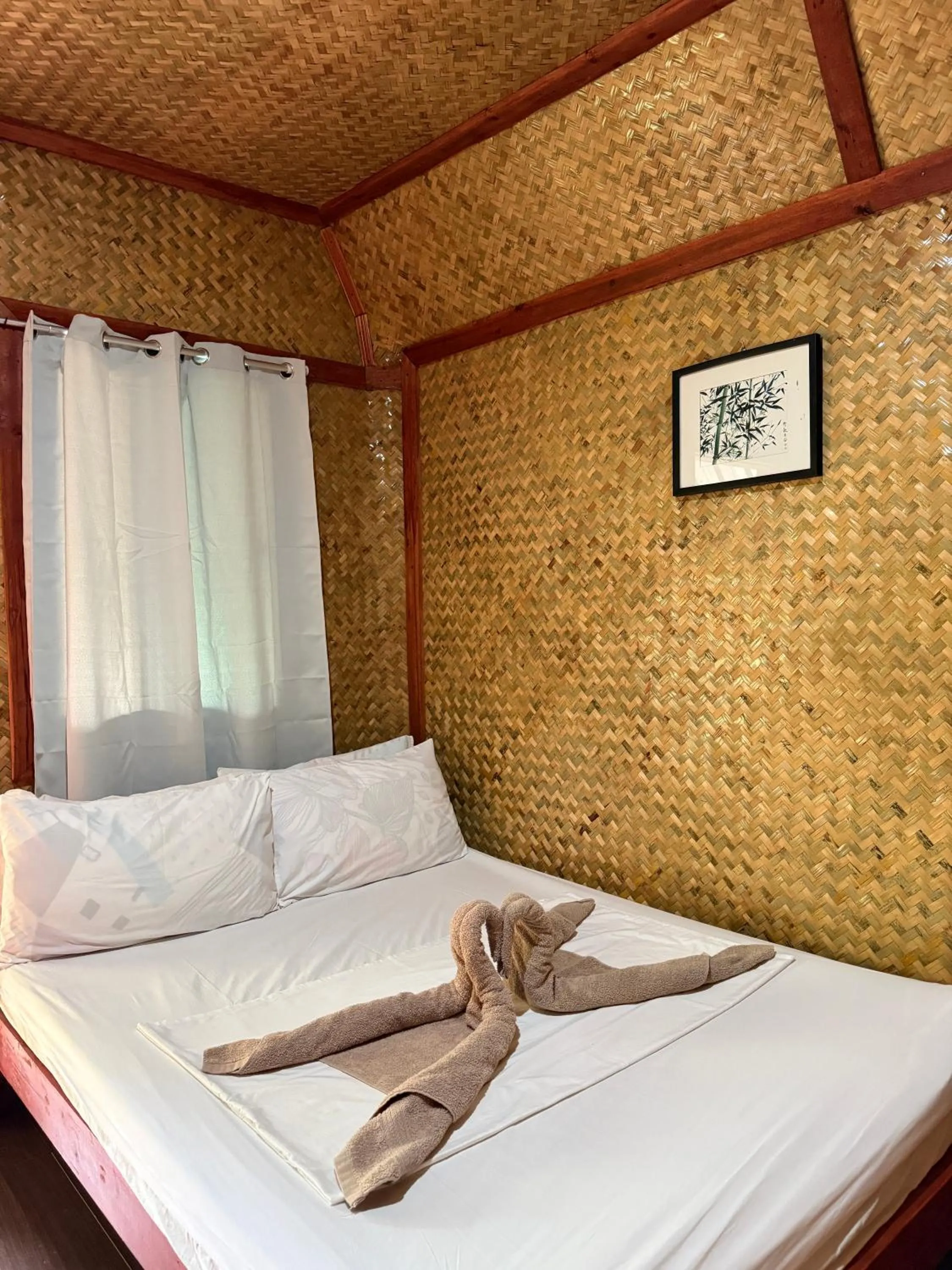 Bed in Victordelia Hilltop Hostel